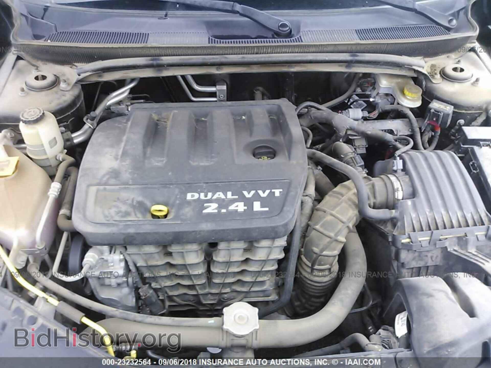 2013 Chrysler 200 - VIN: 1C3CCBBB0DN765317 - Фото 10