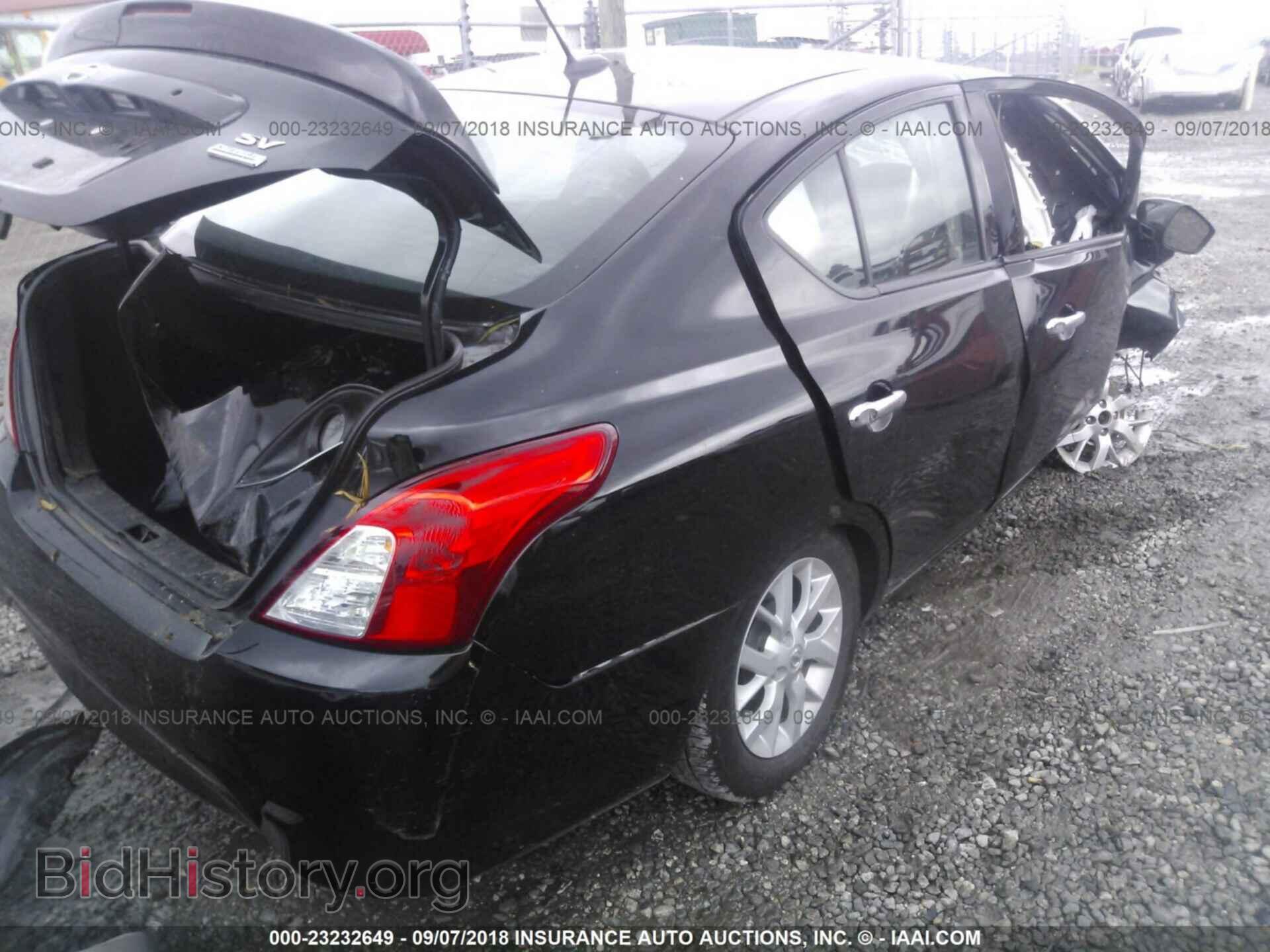2017 Nissan Versa - VIN: 3N1CN7AP3HL839581 - Photo 4