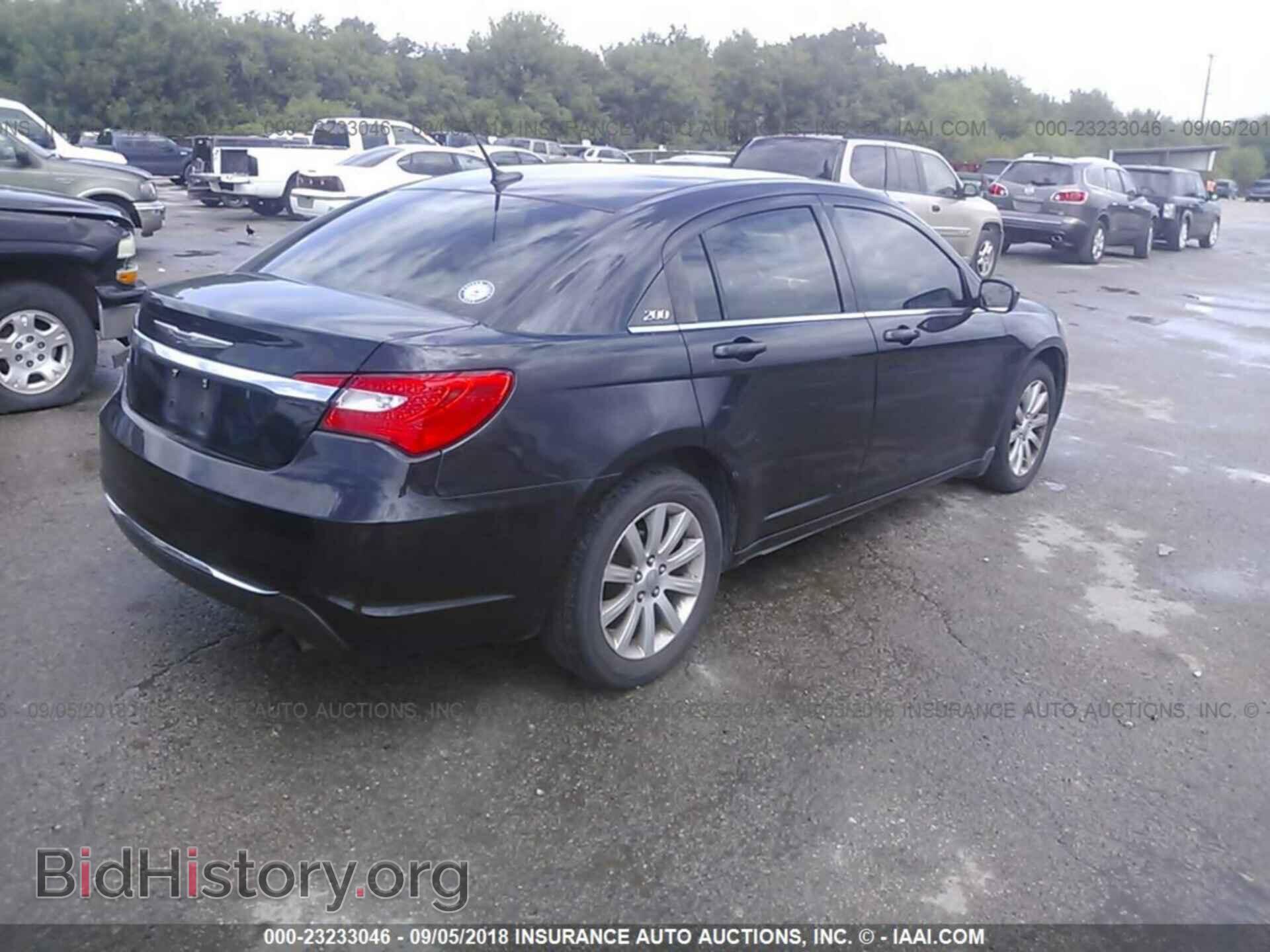 2011 Chrysler 200 - VIN: 1C3BC1FB4BN531274 - Фото 4