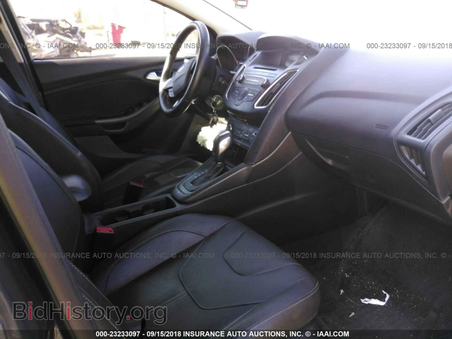 2015 Ford Focus - VIN: 1FADP3F25FL326865 - Photo 5