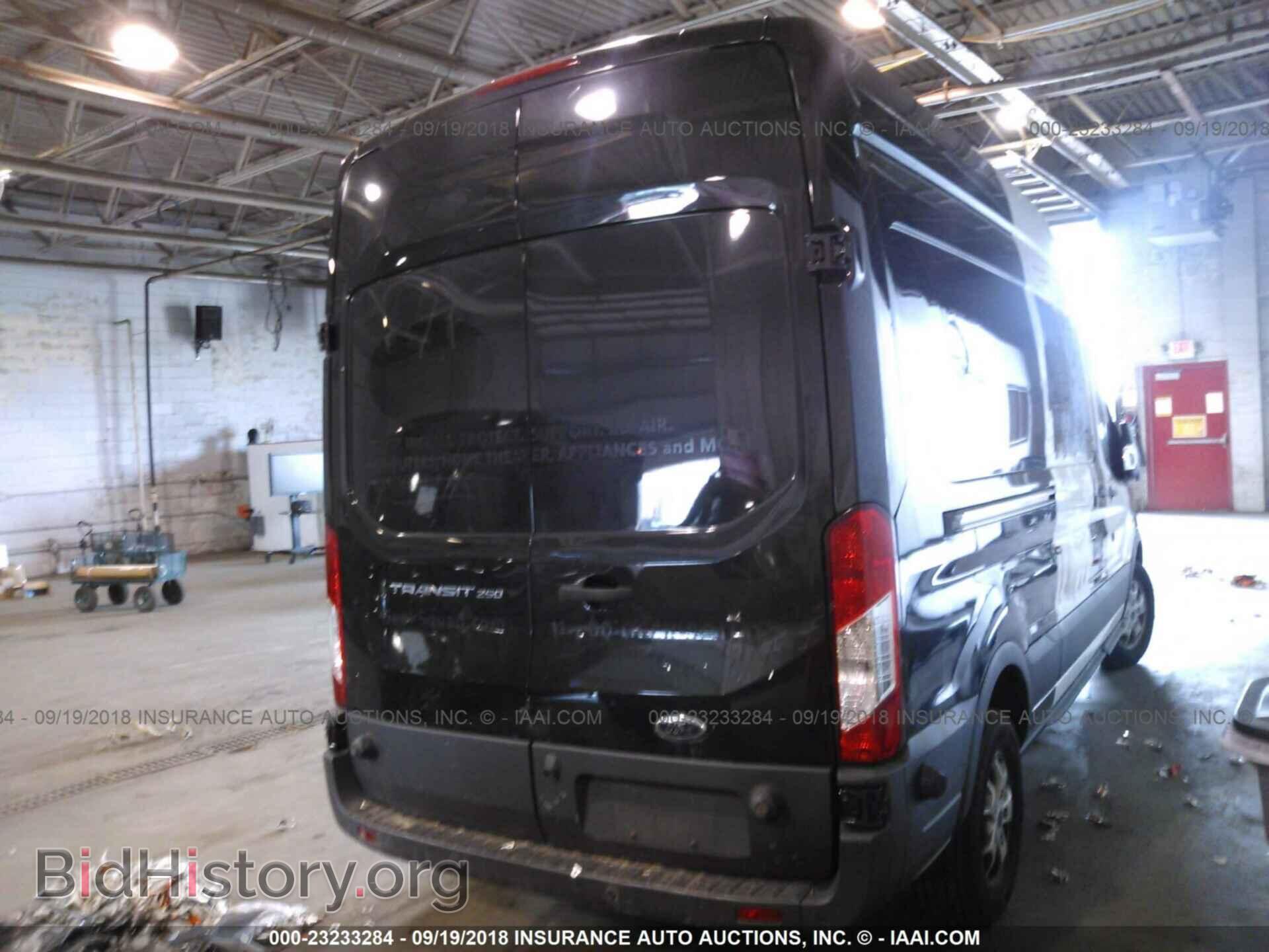 2015 Ford Transit - VIN: 1FTYR2XM1FKB28211 - Фото 4