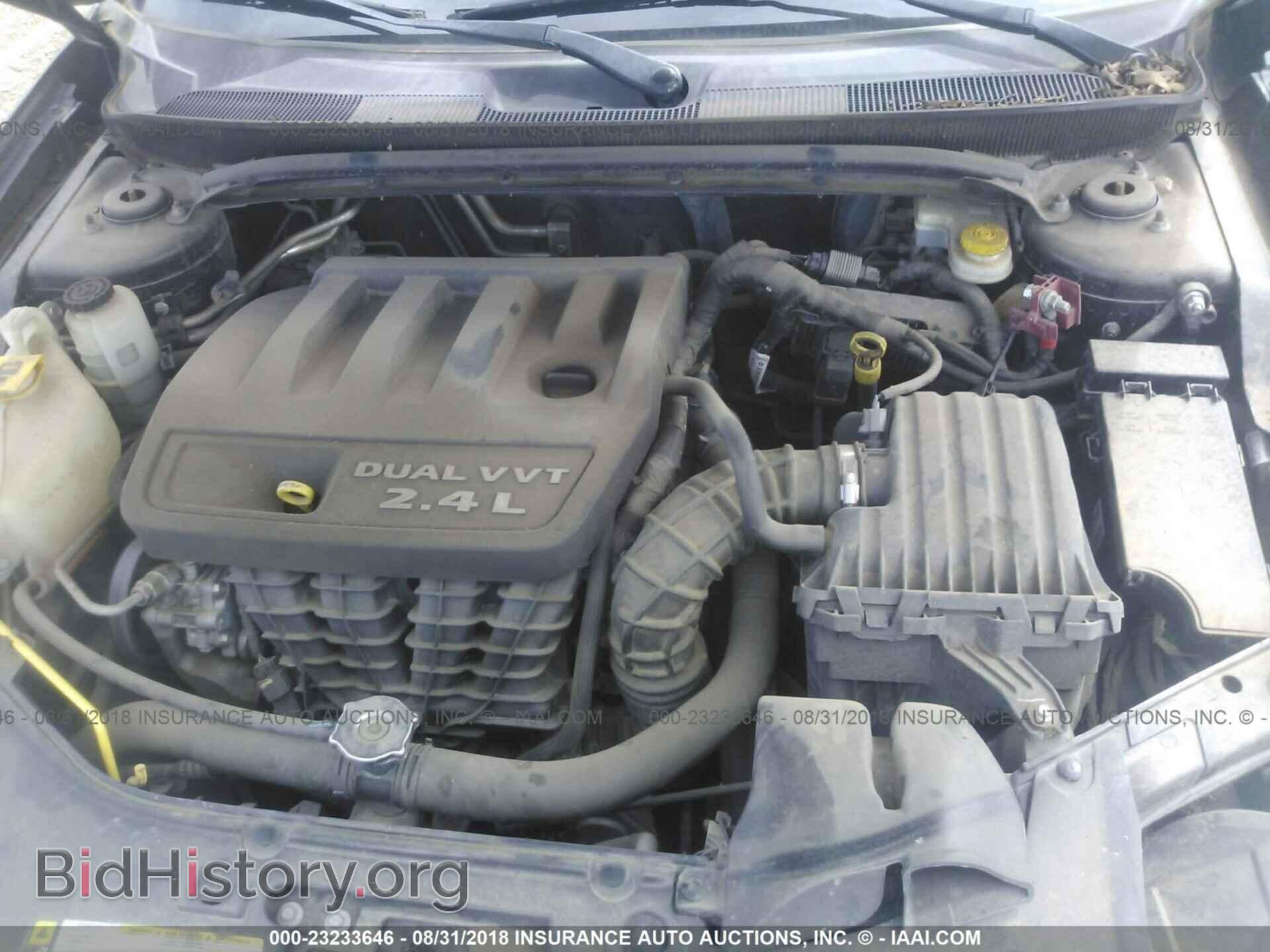 2012 Chrysler 200 - VIN: 1C3CCBAB5CN262012 - Фото 10