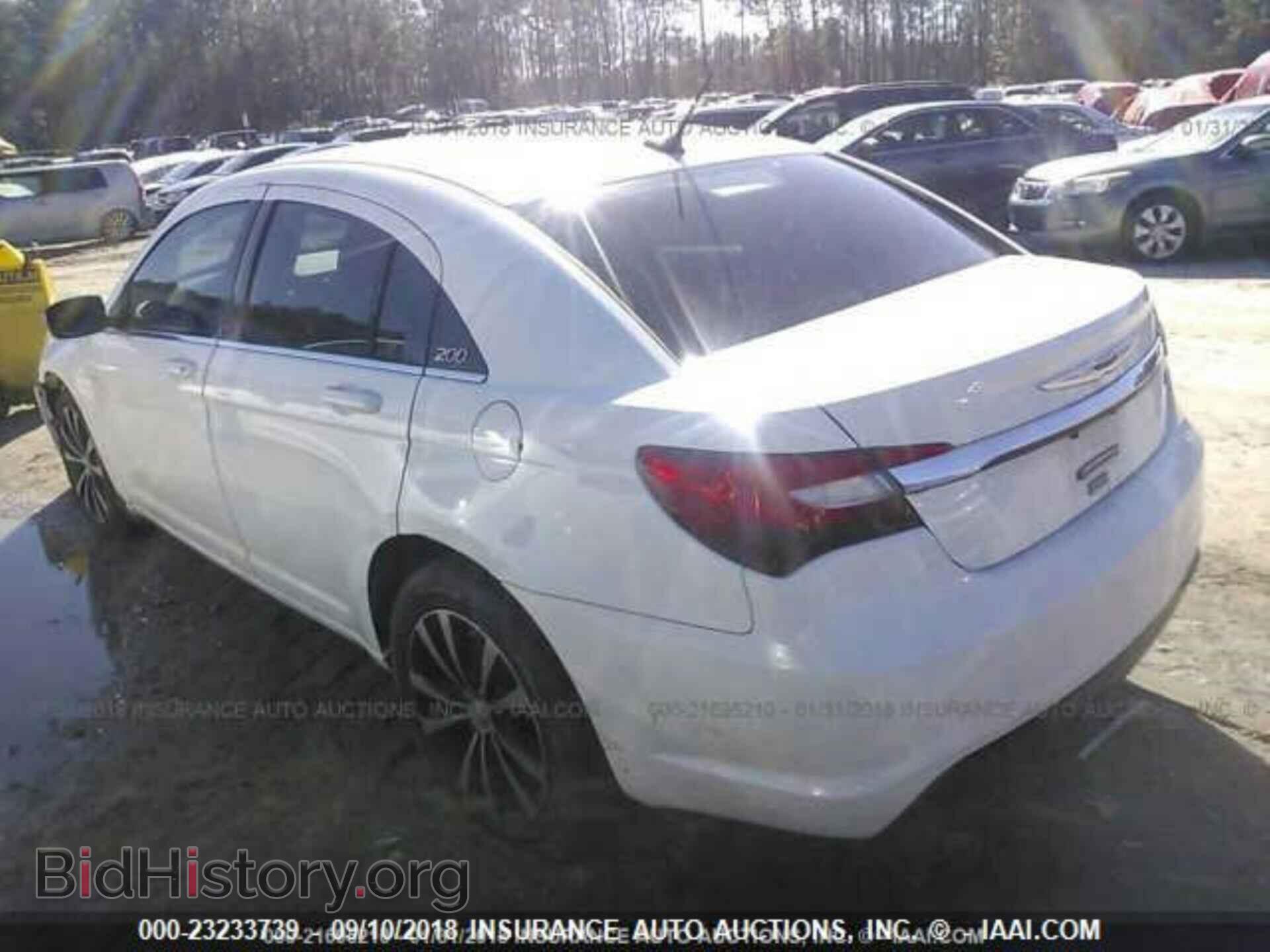2013 CHRYSLER 200 - VIN: 1C3CCBBB1DN593668 - Photo 3