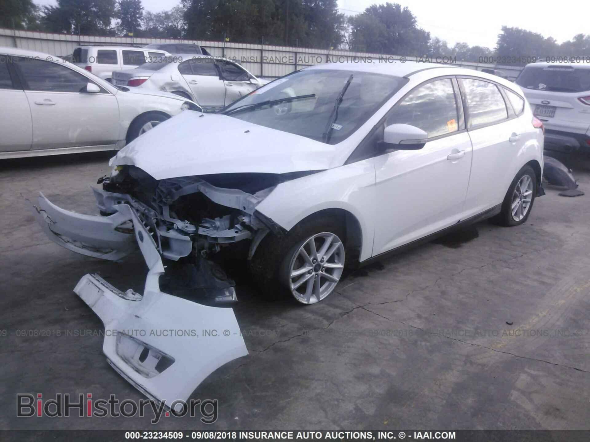 2015 Ford Focus - VIN: 1FADP3K28FL307233 - Фото 2