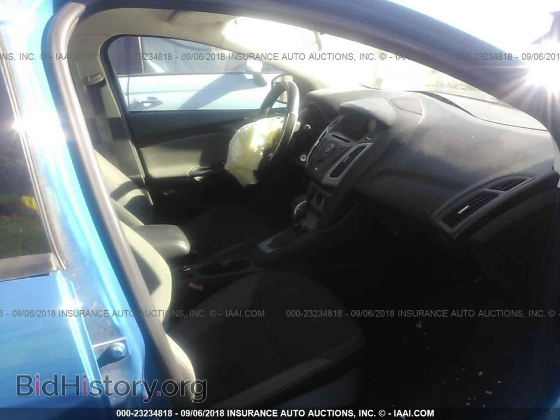 2012 Ford Focus - VIN: 1FAHP3F24CL130963 - Photo 5