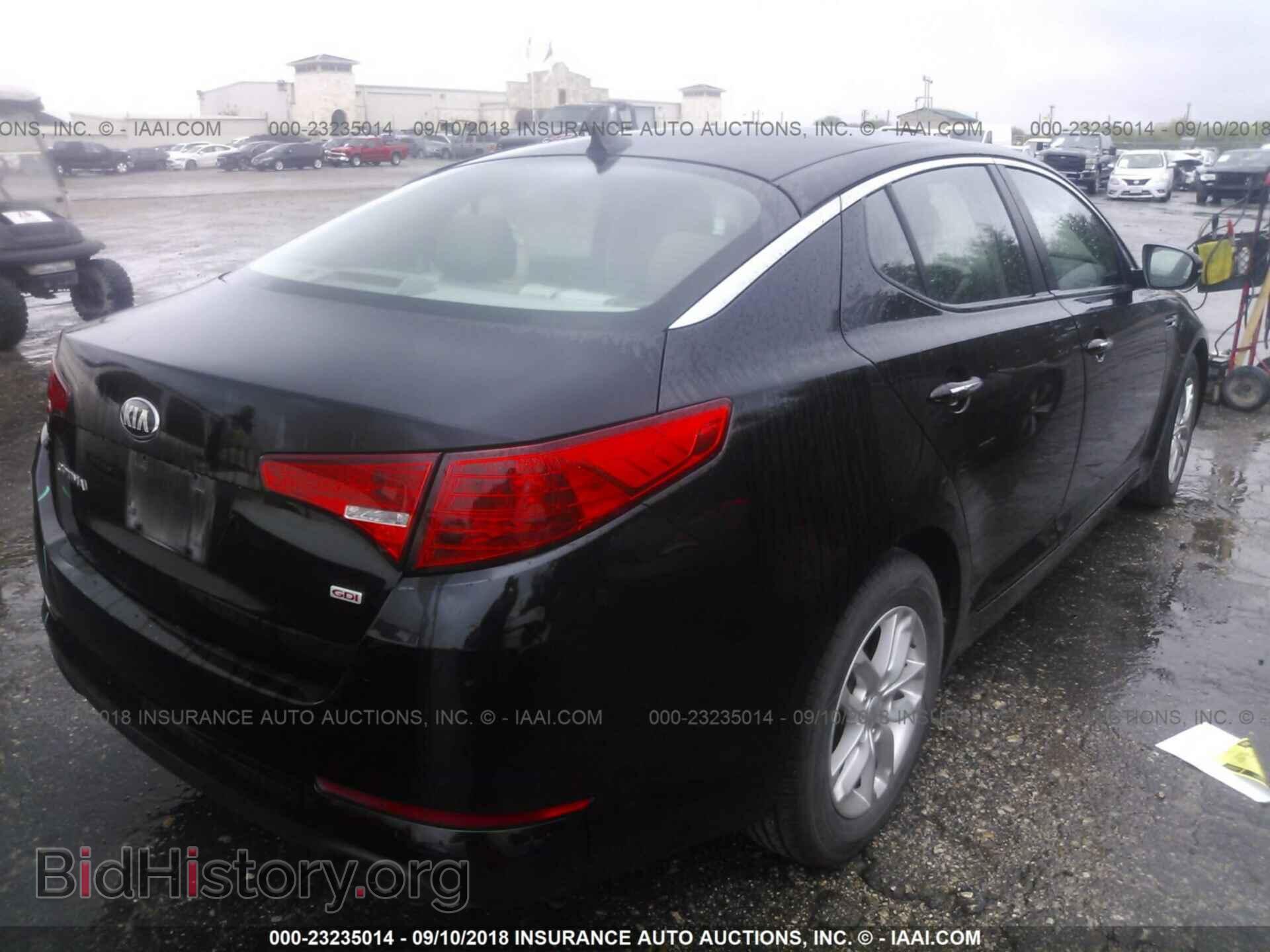 2013 Kia Optima - VIN: KNAGM4A77D5310304 - Photo 4