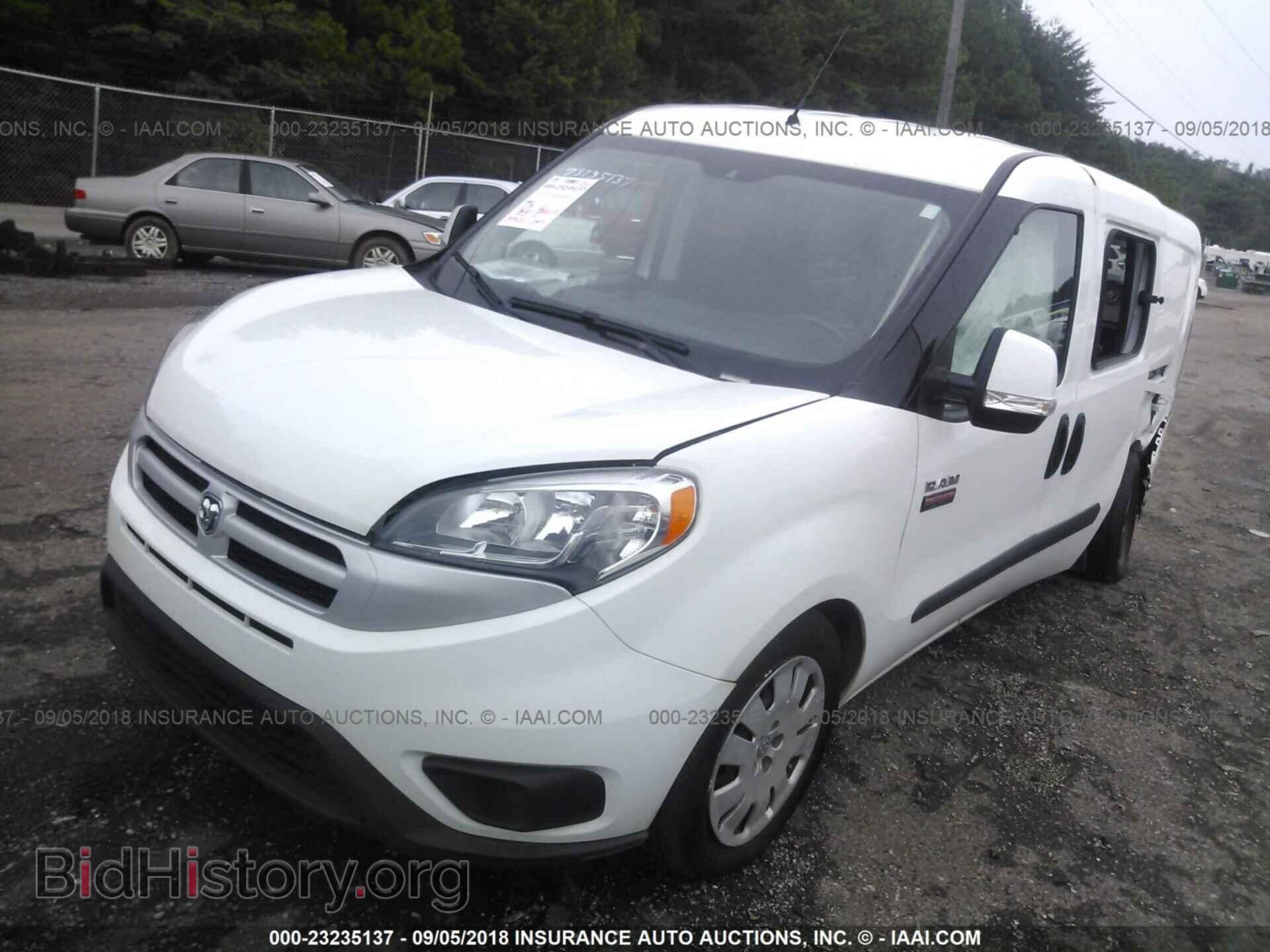 2016 Ram Promaster - VIN: ZFBERFBTXG6C52504 - Фото 2