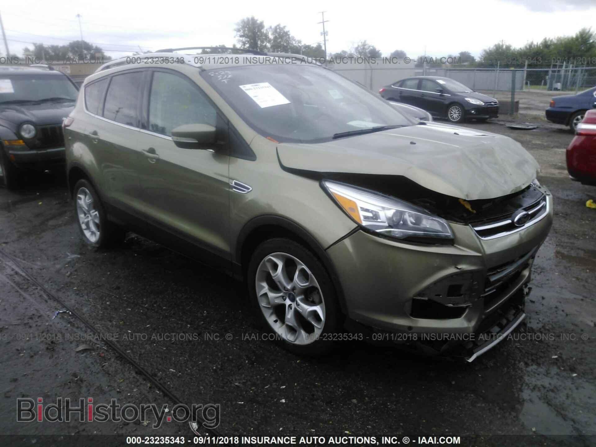 Фотография 1FMCU0J98DUB38040 - Ford Escape 2013