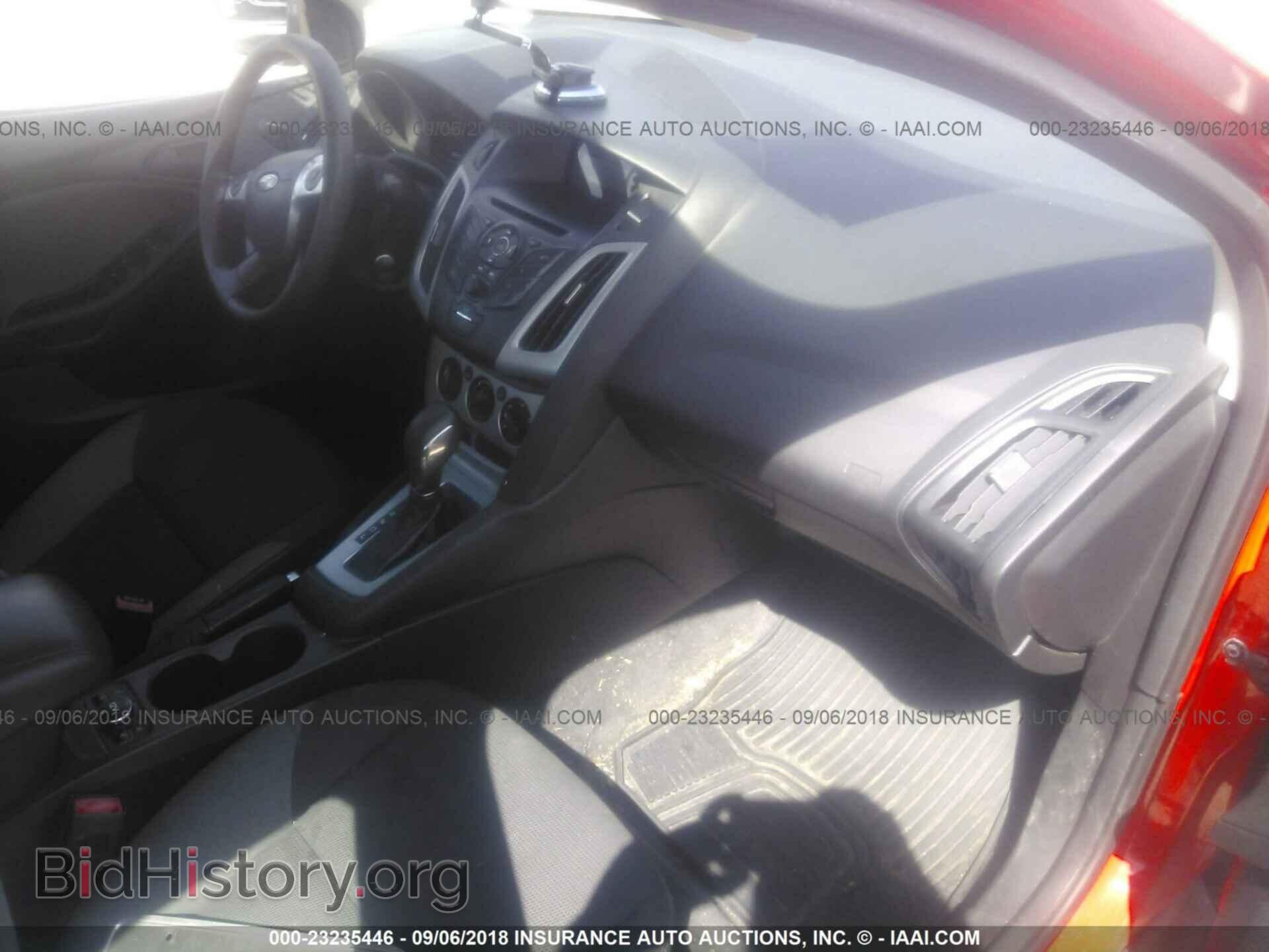 2012 Ford Focus - VIN: 1FAHP3F27CL173323 - Photo 5