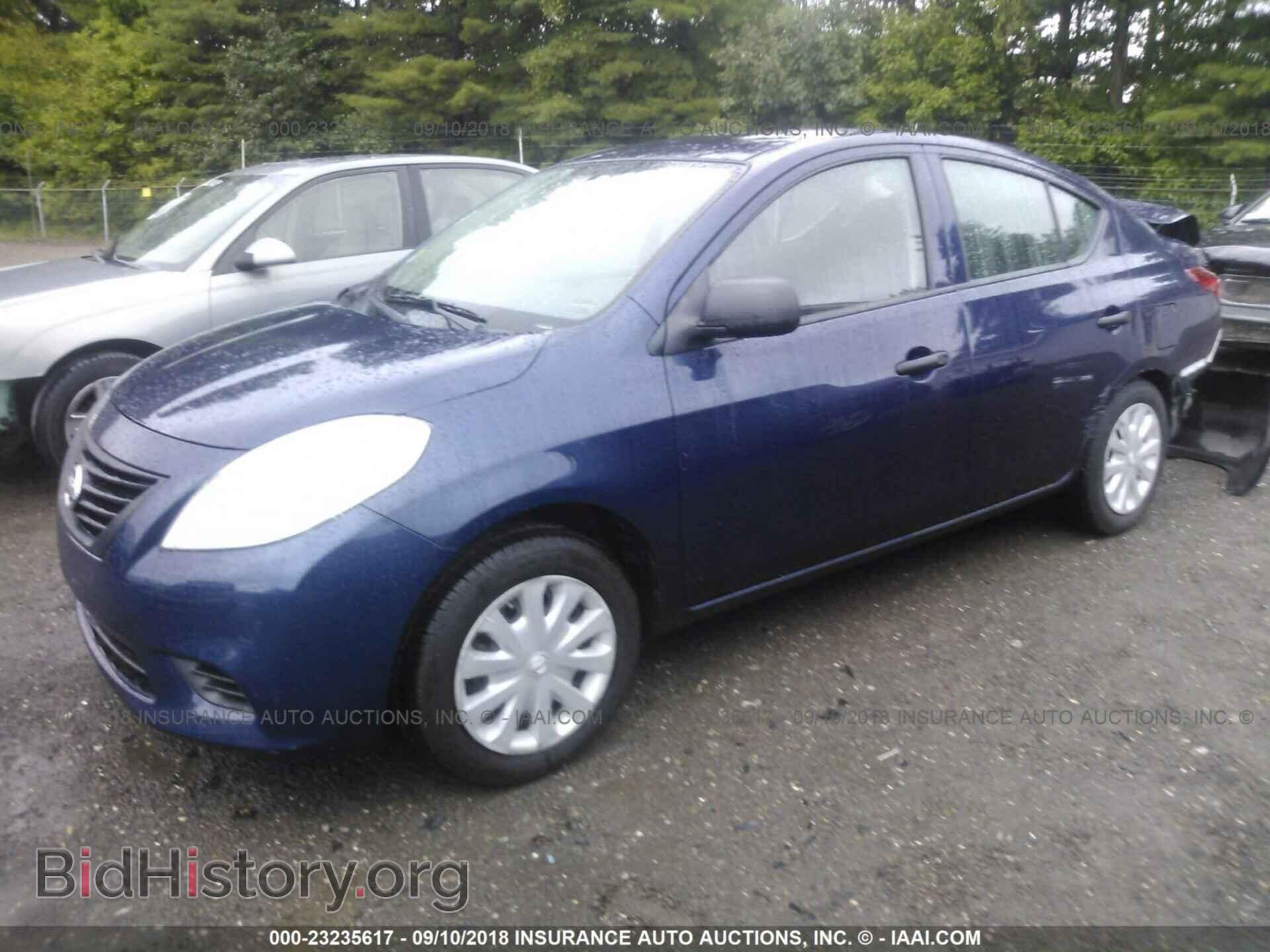 2012 Nissan Versa - VIN: 3N1CN7AP1CL831911 - Фото 2