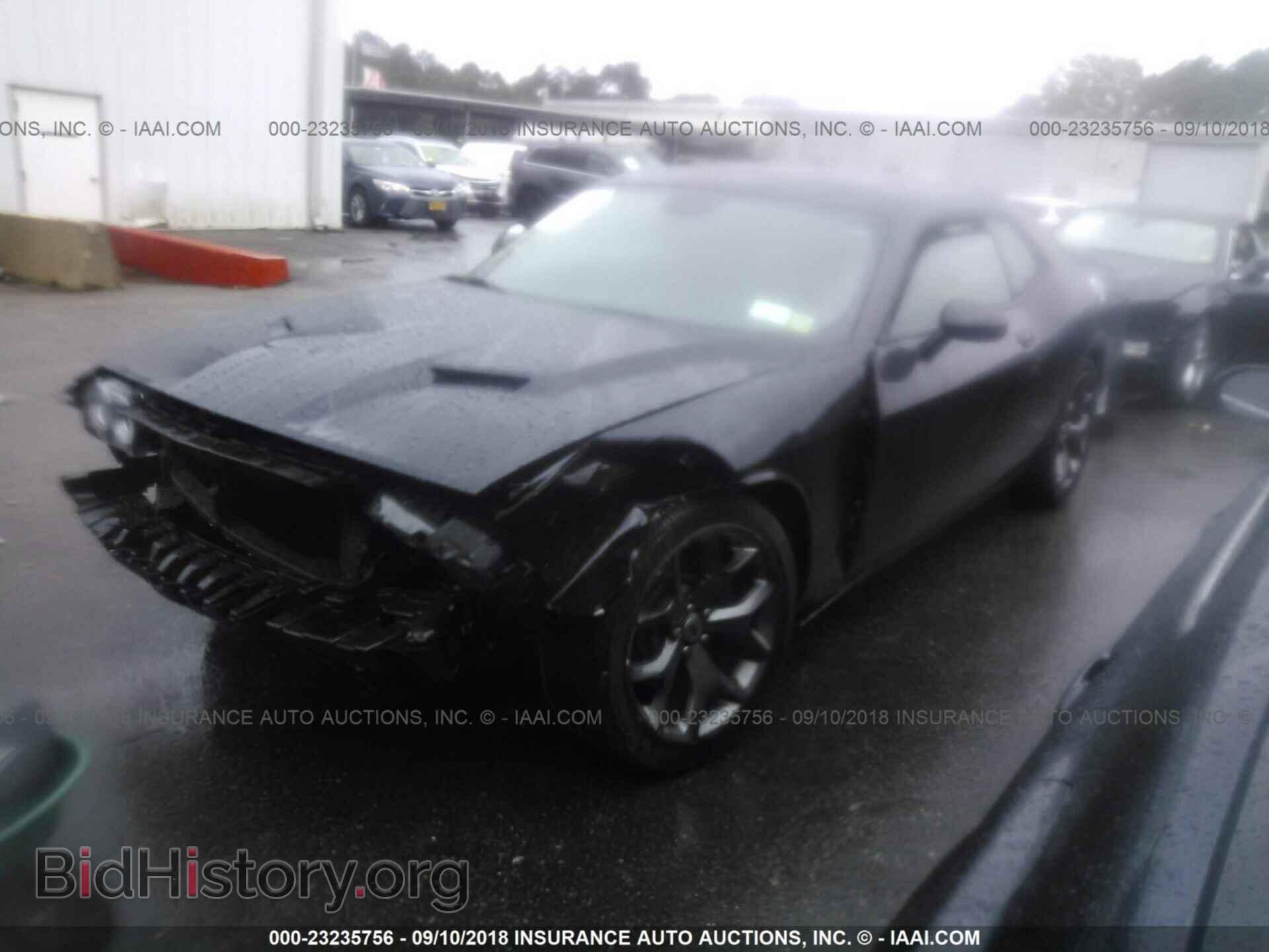2018 Dodge Challenger - VIN: 2C3CDZAG4JH229655 - Фото 2