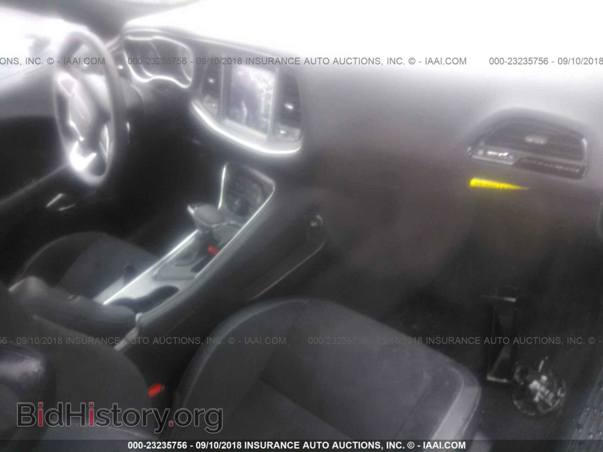 2018 Dodge Challenger - VIN: 2C3CDZAG4JH229655 - Фото 5