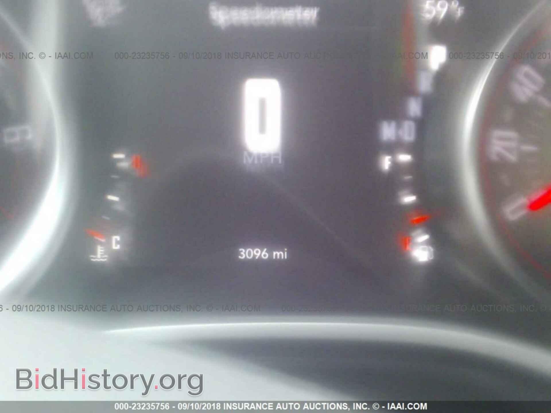 2018 Dodge Challenger - VIN: 2C3CDZAG4JH229655 - Фото 7
