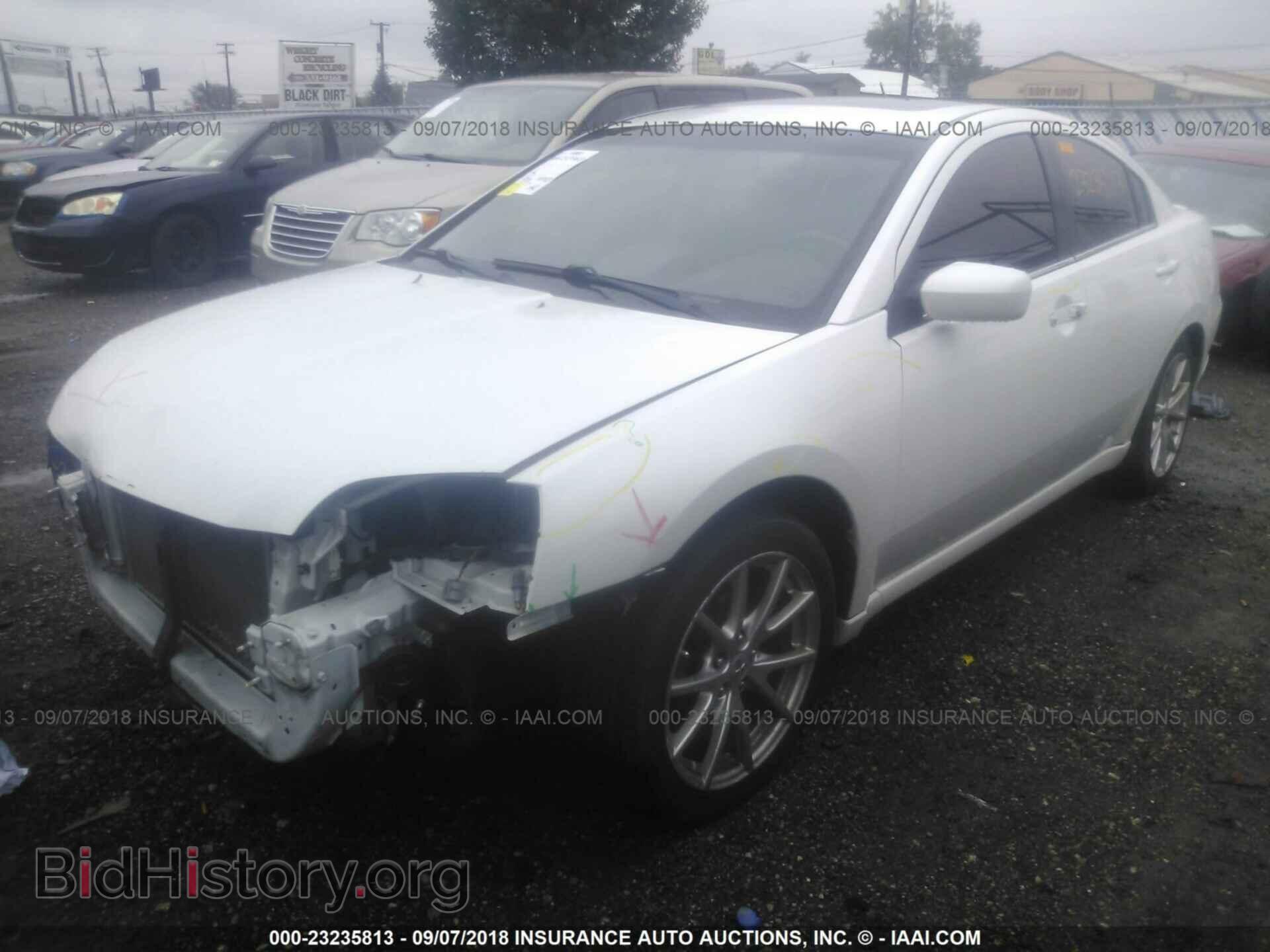 2011 Mitsubishi Galant - VIN: 4A32B3FFXBE016077 - Фото 2