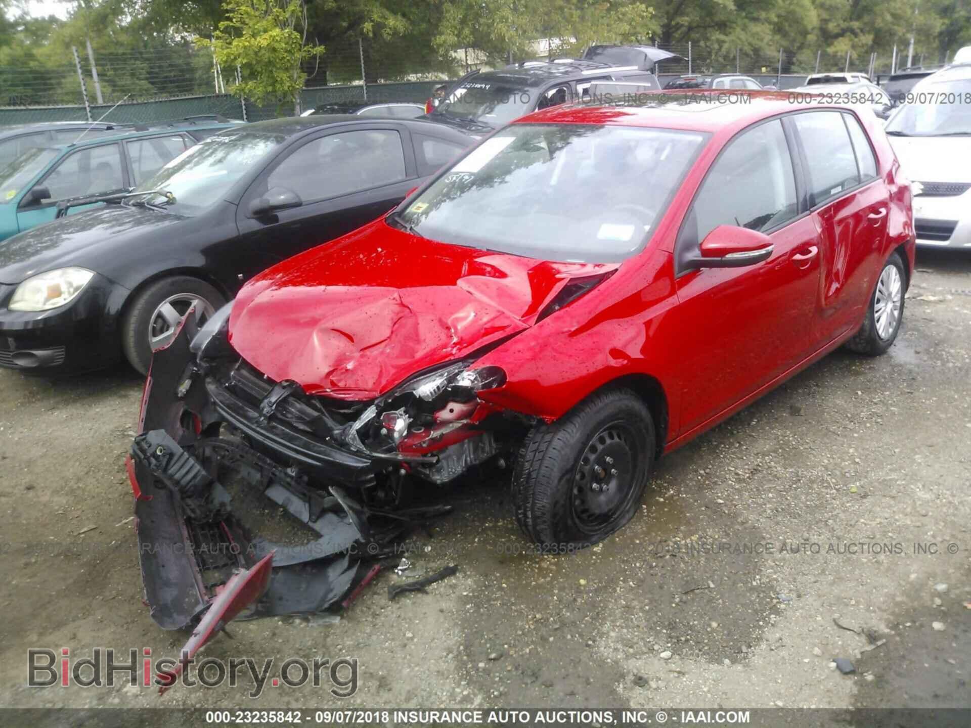 2012 Volkswagen Golf - VIN: WVWDB7AJ0CW248276 - Фото 2