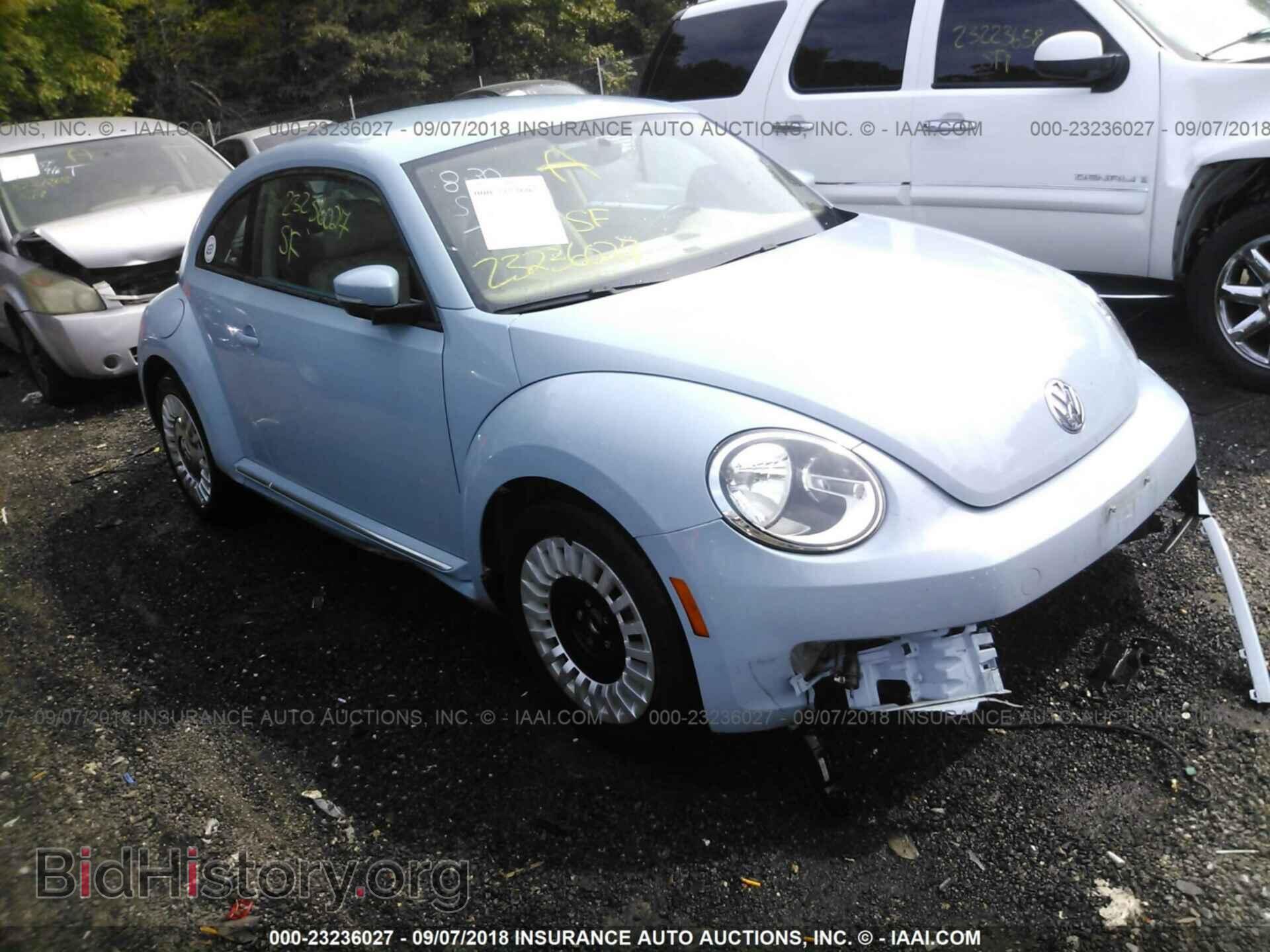 Фотография 3VWJ17ATXFM634616 - Volkswagen Beetle 2015