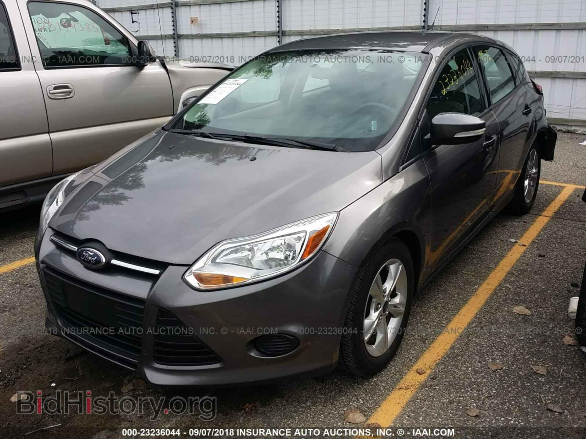 2014 Ford Focus - VIN: 1FADP3K22EL284112 - Фото 2
