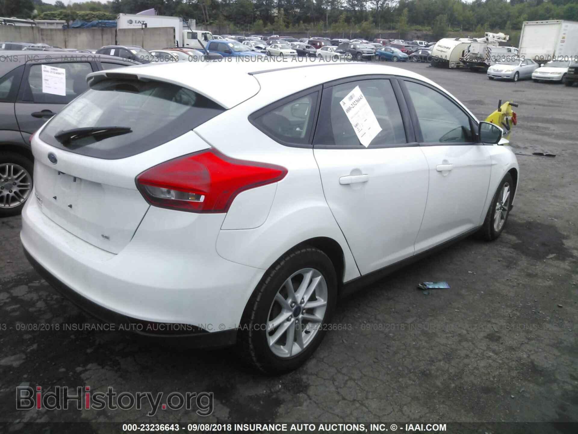 2015 Ford Focus - VIN: 1FADP3K29FL282147 - Photo 4