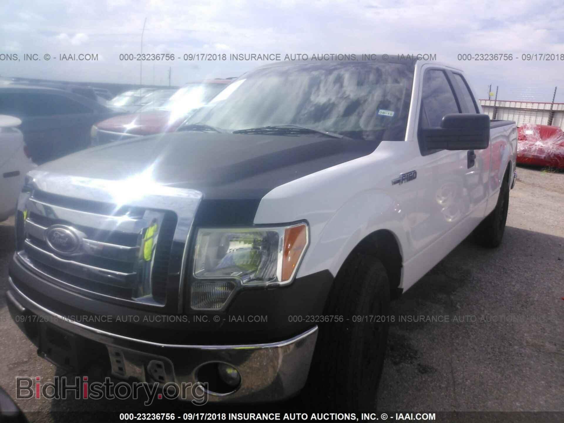2011 Ford F150 - VIN: 1FTFX1CF9BFB83166 - Photo 2