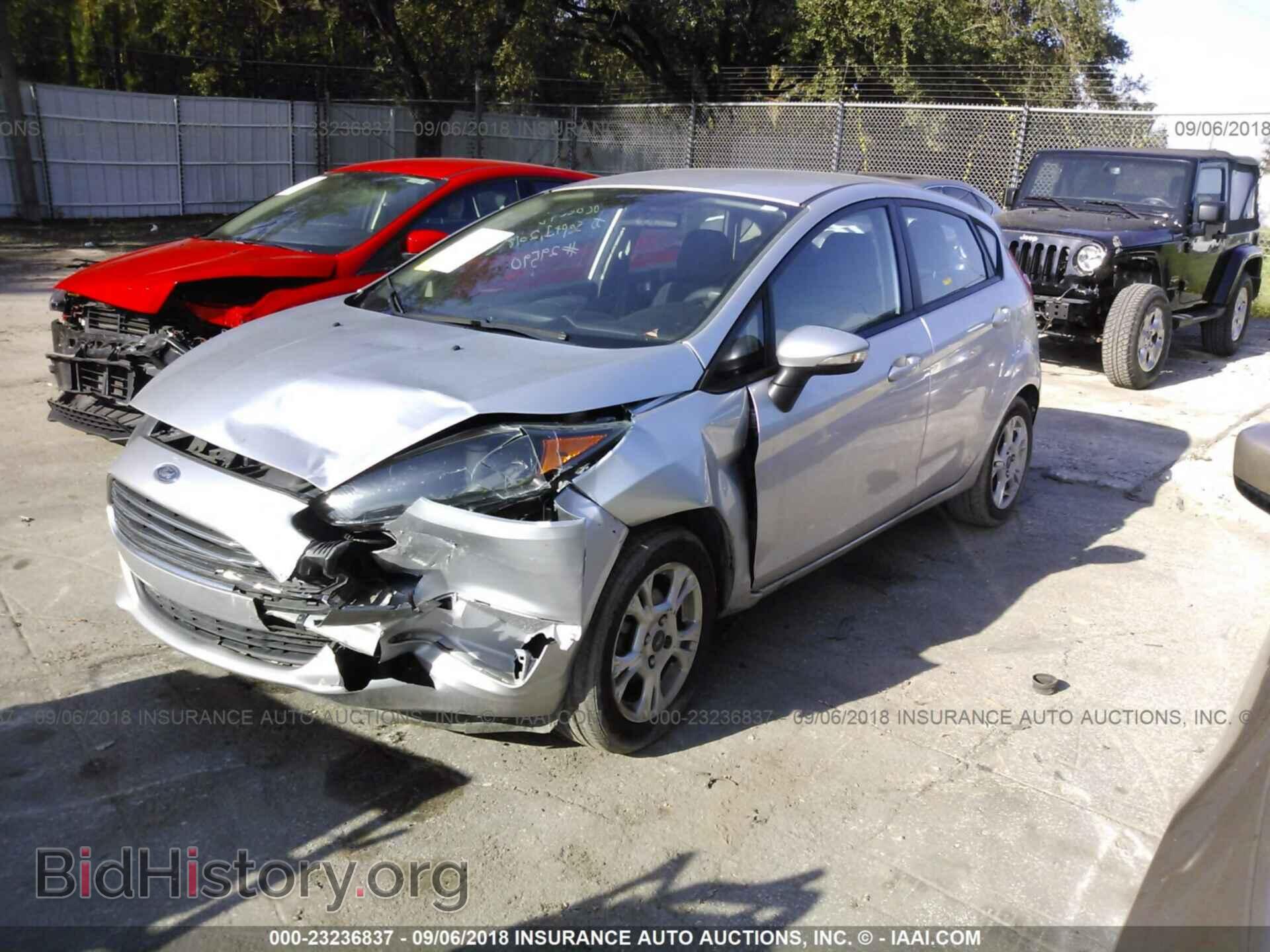 2014 Ford Fiesta - VIN: 3FADP4EJXEM145708 - Photo 2