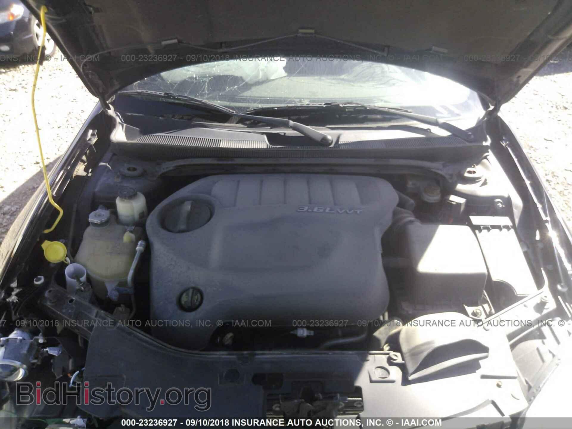 2013 Chrysler 200 - VIN: 1C3CCBCG1DN575617 - Фото 10