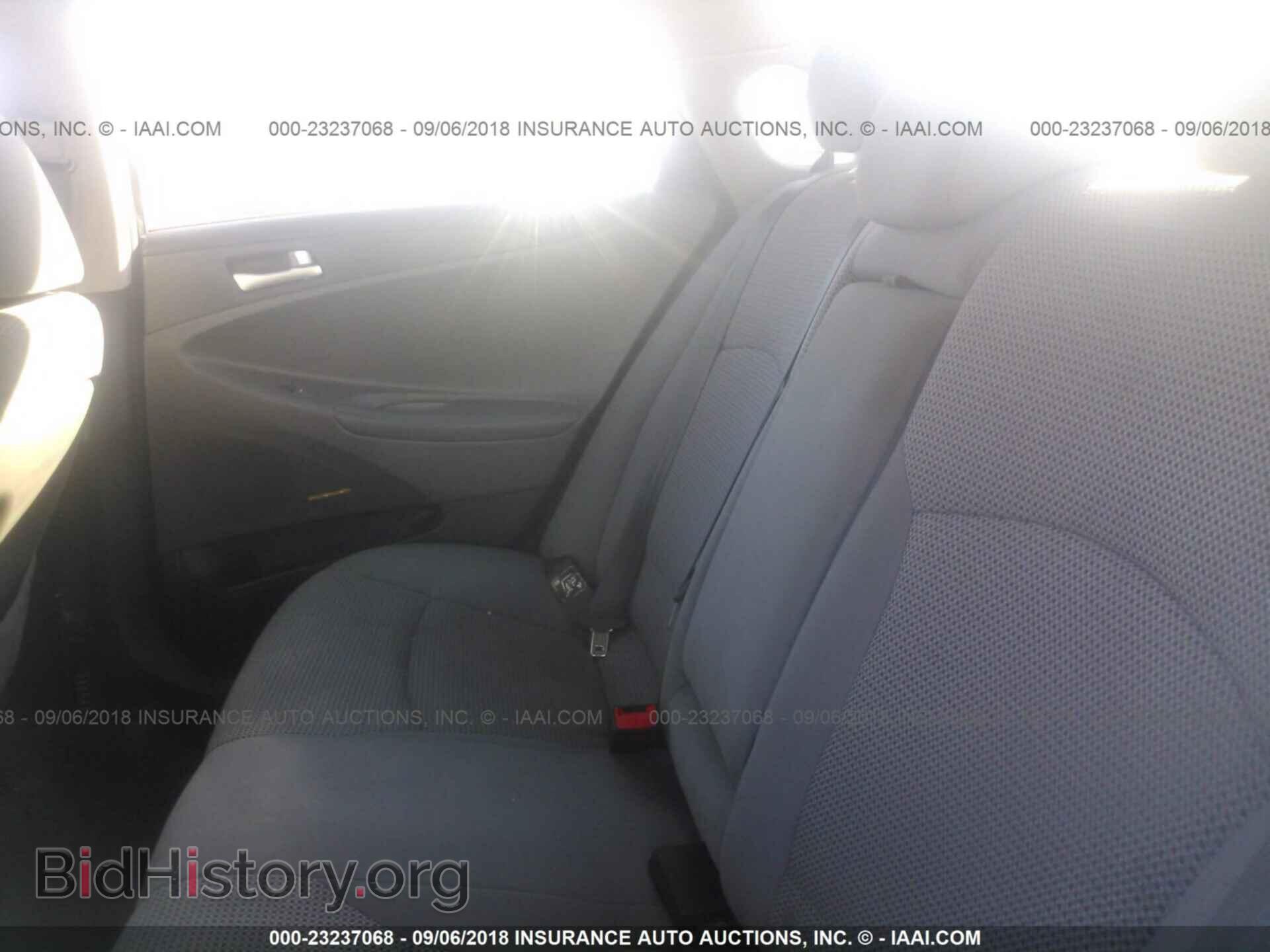 2012 Hyundai Sonata - VIN: 5NPEB4AC4CH480941 - Photo 8