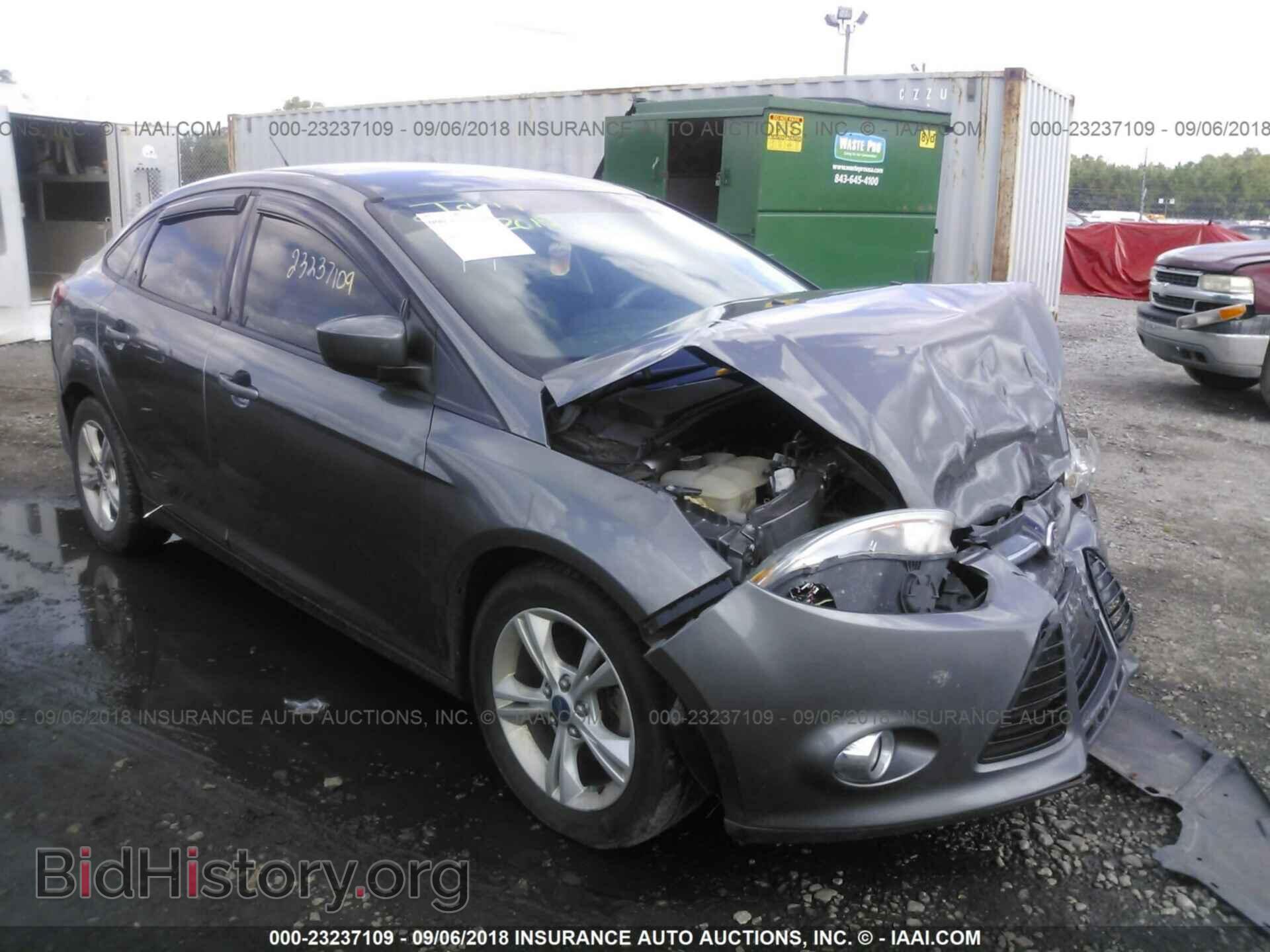 Photo 1FAHP3F29CL443961 - Ford Focus 2012