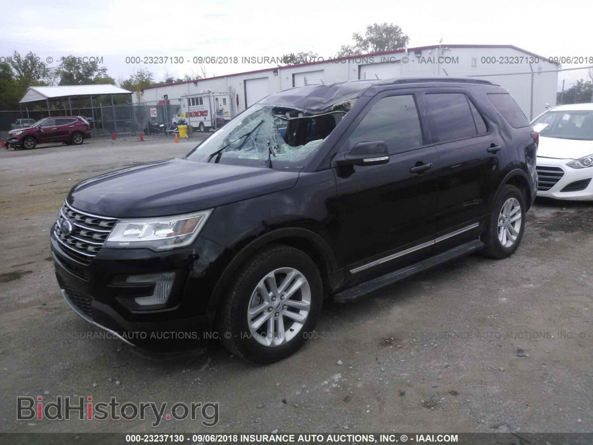 2017 Ford Explorer - VIN: 1FM5K7D84HGC13542 - Фото 2