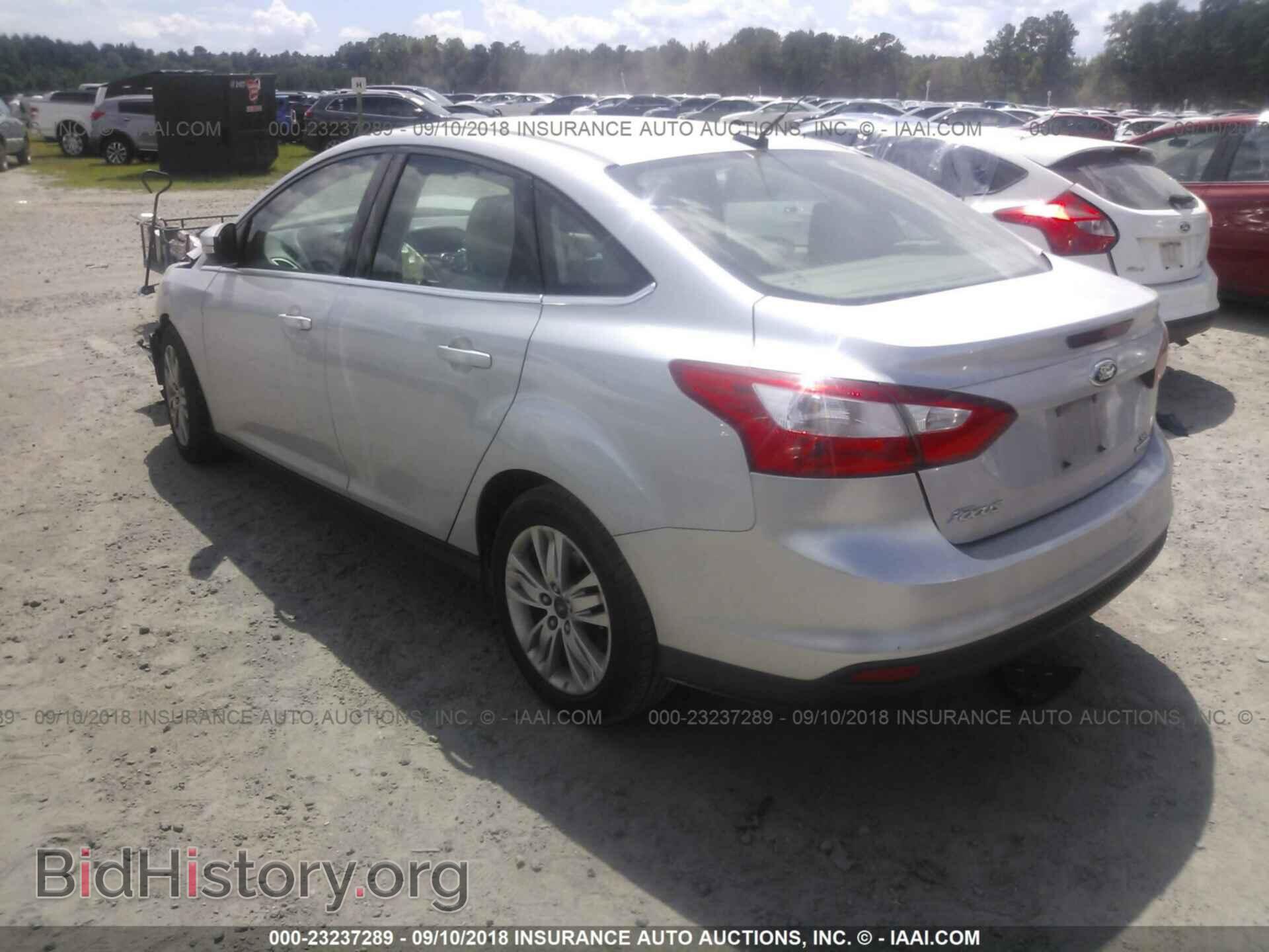 2012 Ford Focus - VIN: 1FAHP3H2XCL419858 - Фото 3
