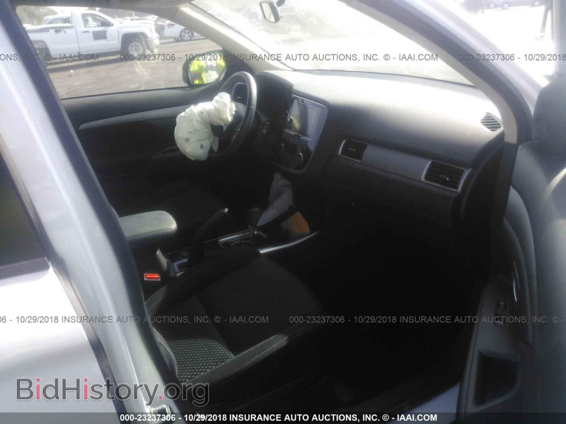 2017 Mitsubishi Outlander - VIN: JA4AD3A32HZ059734 - Фото 5