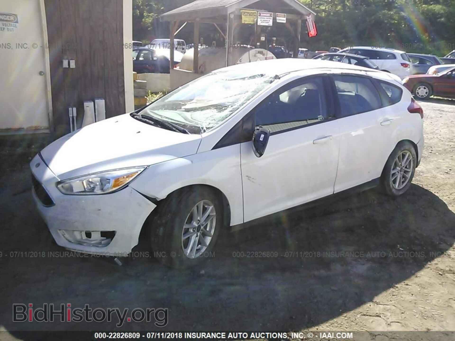 2016 FORD FOCUS - VIN: 1FADP3K23GL323860 - Фото 2