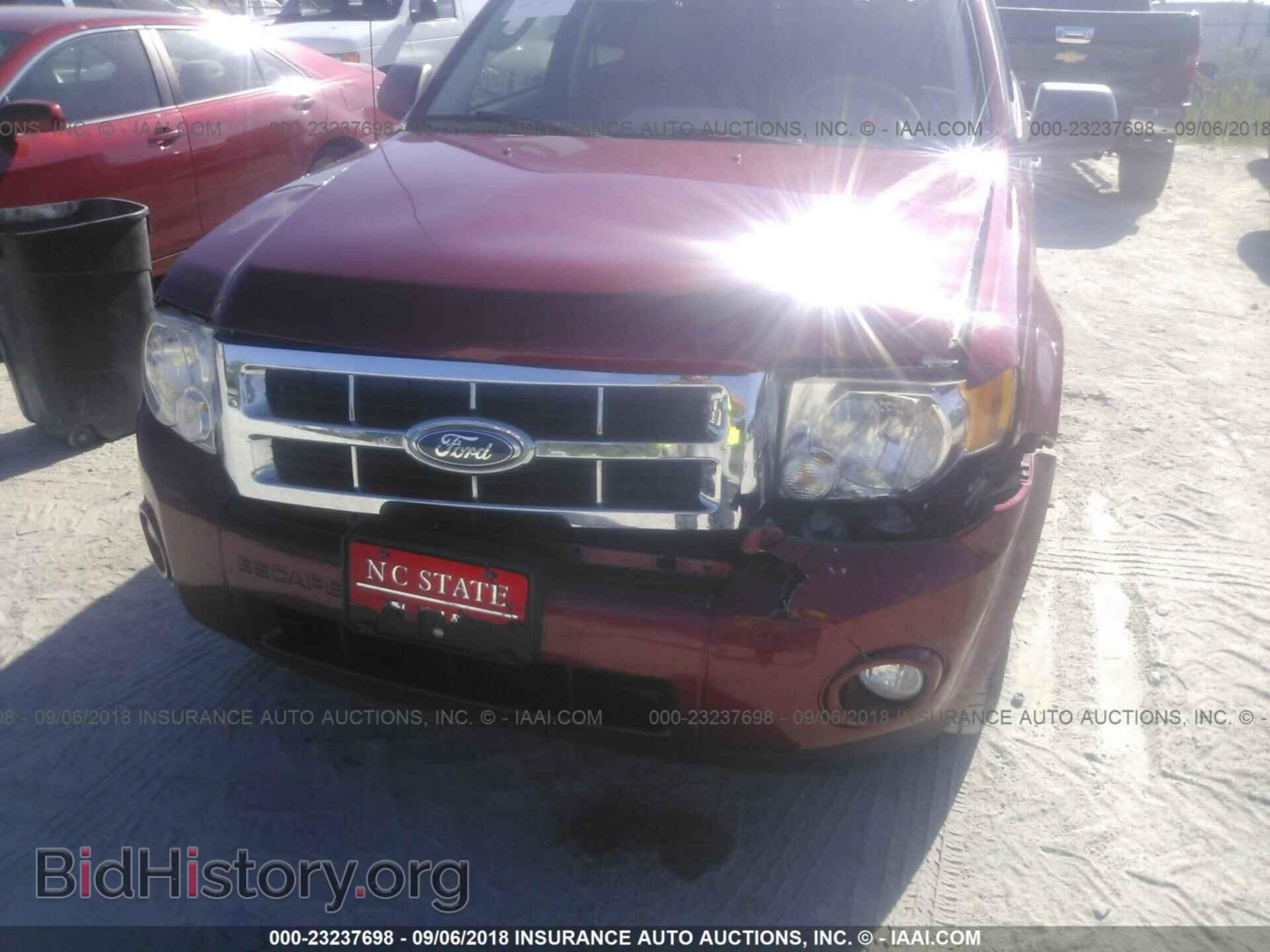 2012 Ford Escape - VIN: 1FMCU0D75CKA28227 - Фото 6