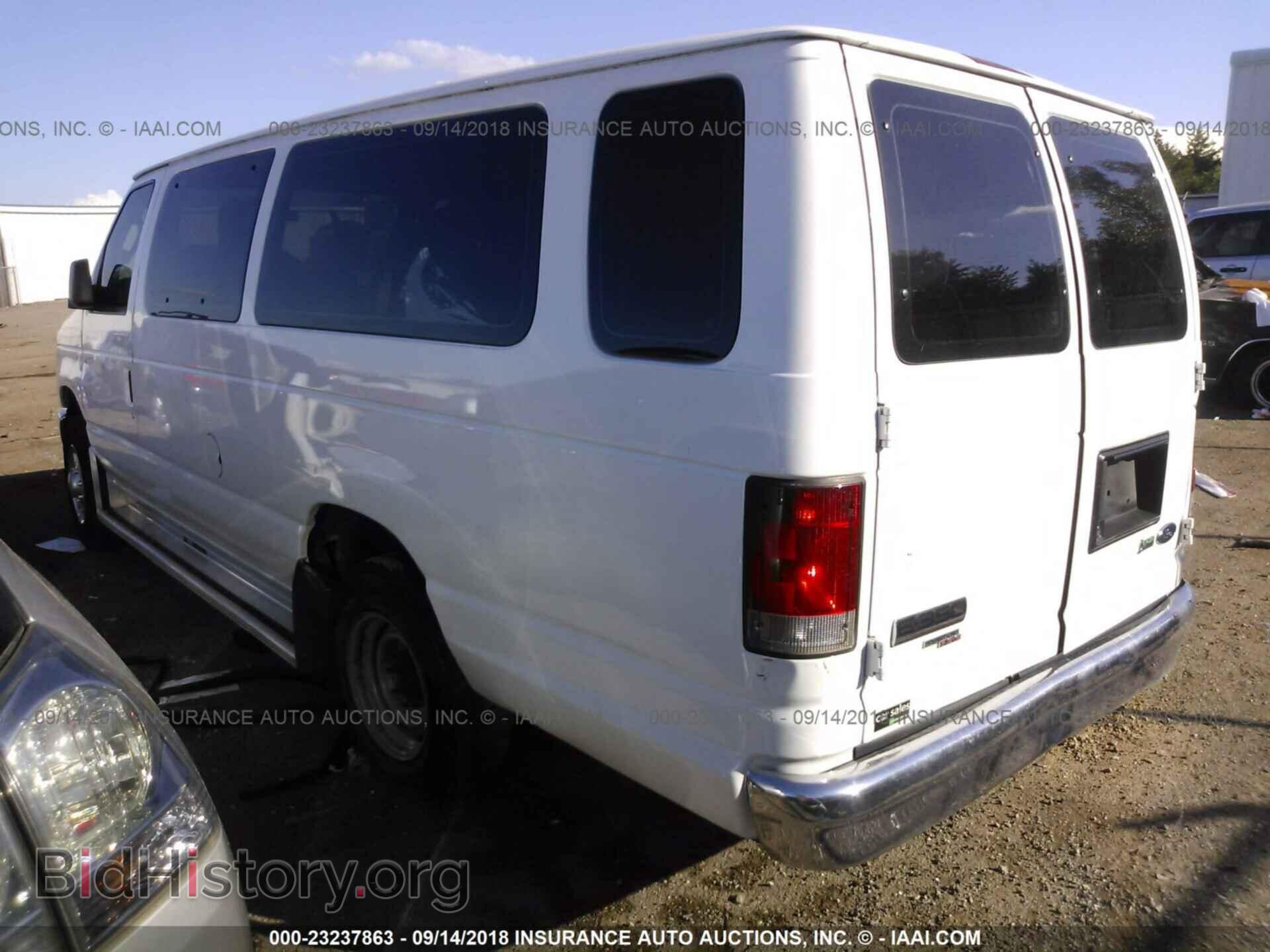 2012 Ford Econoline - VIN: 1FBSS3BL5CDA04249 - Photo 3