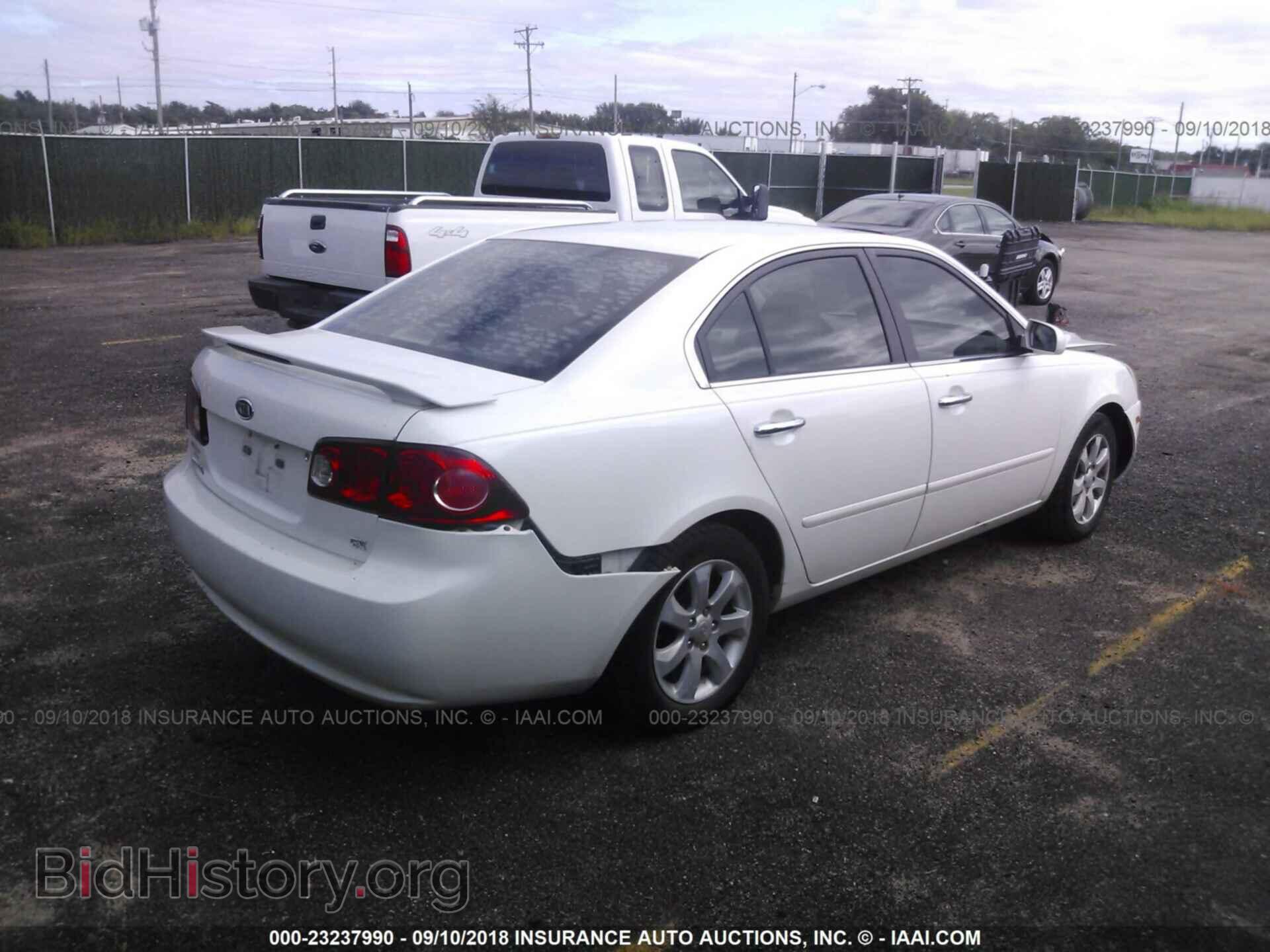 2007 KIA OPTIMA - VIN: KNAGE123575108718 - Фото 4