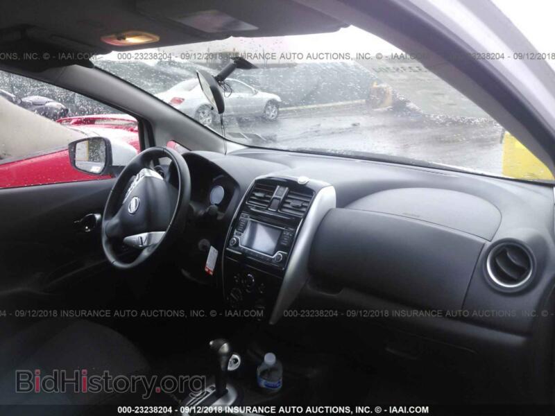 2016 Nissan VERSA NOTE (VIN 3N1CE2CP3GL381300) — фото 5 из 10