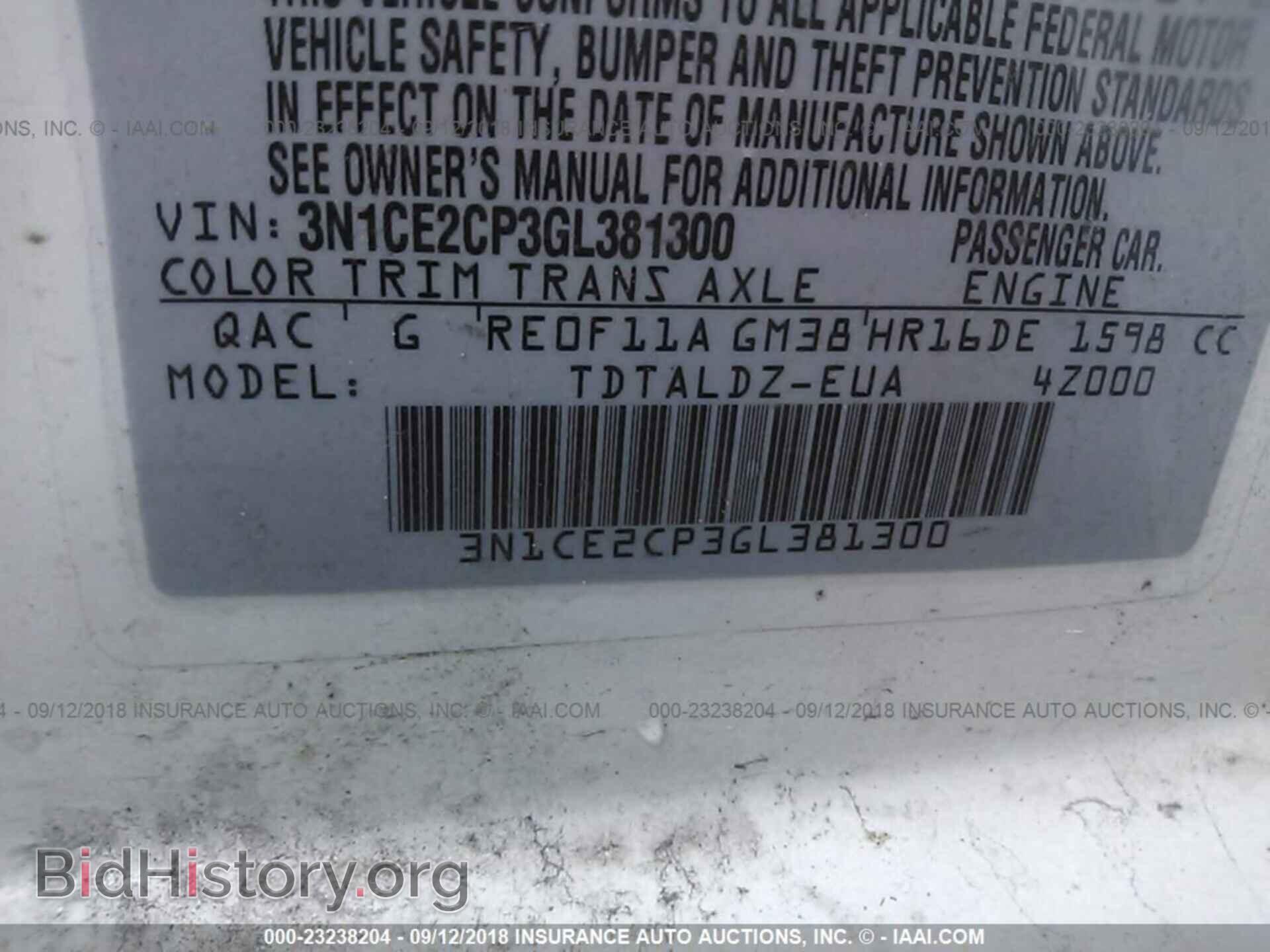 2016 Nissan Versa note - VIN: 3N1CE2CP3GL381300 - Photo 9