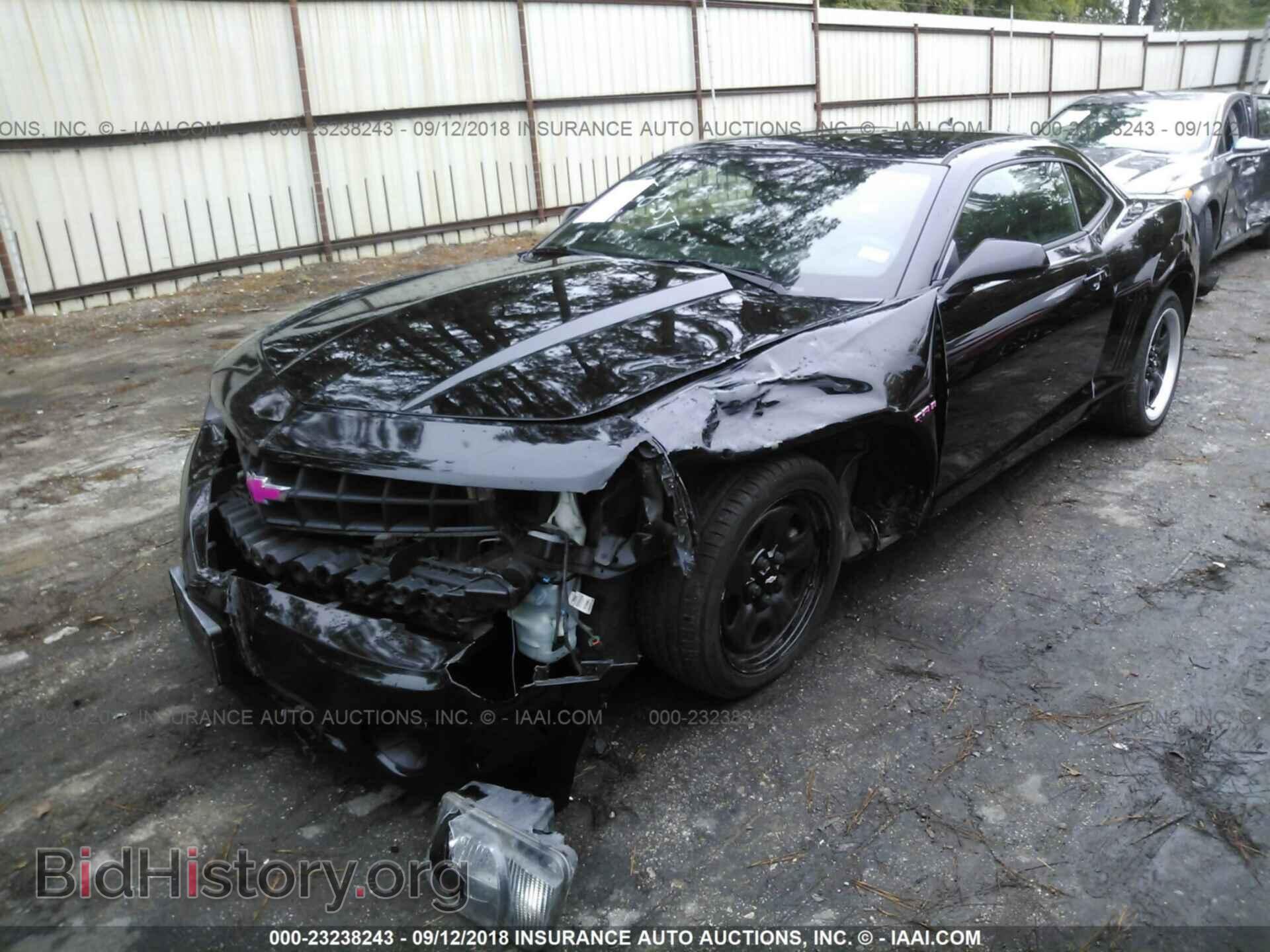 2011 Chevrolet Camaro - VIN: 2G1FA1ED7B9161939 - Фото 2