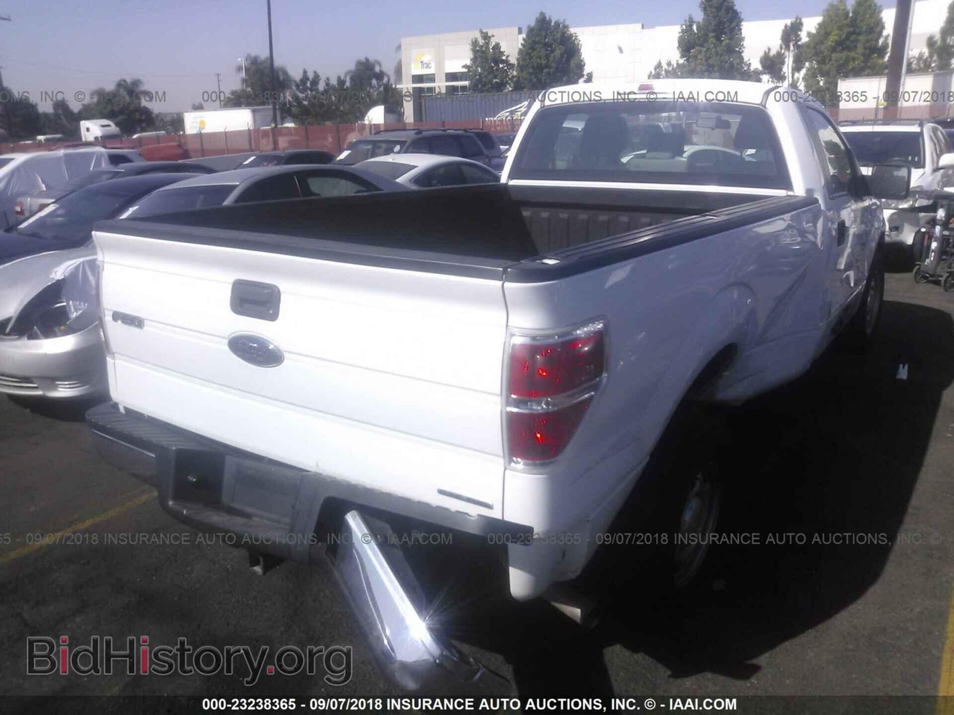 2014 Ford F150 - VIN: 1FTMF1CM1EKD06754 - Фото 4