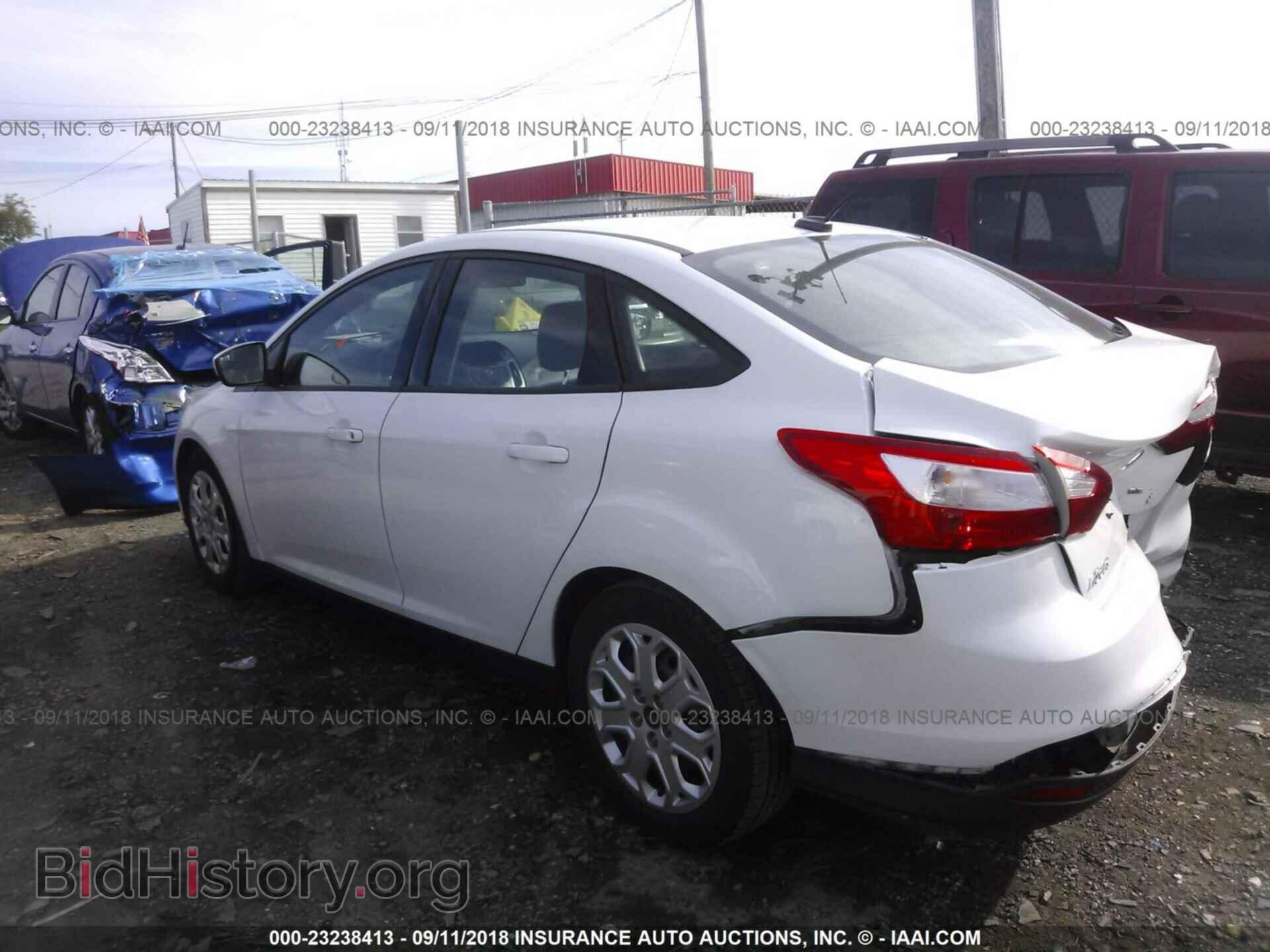 2012 Ford Focus - VIN: 1FAHP3F25CL192145 - Фото 3
