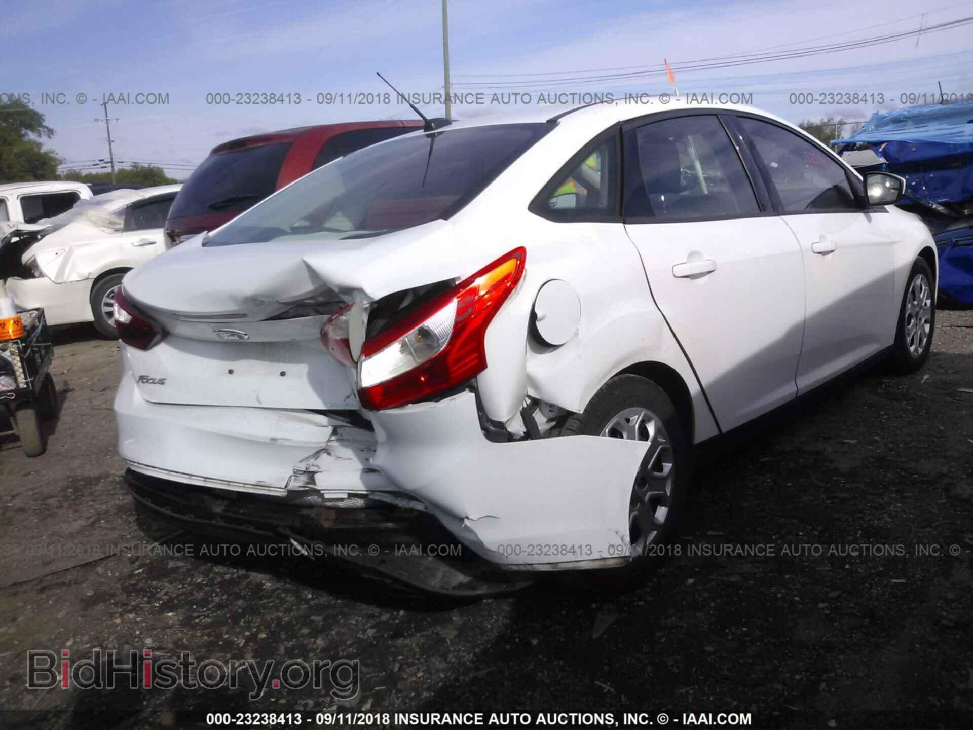 2012 Ford Focus - VIN: 1FAHP3F25CL192145 - Фото 4