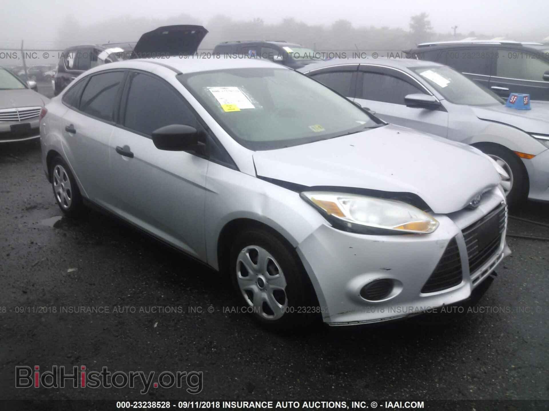 Фотография 1FAHP3E26CL403046 - Ford Focus 2012