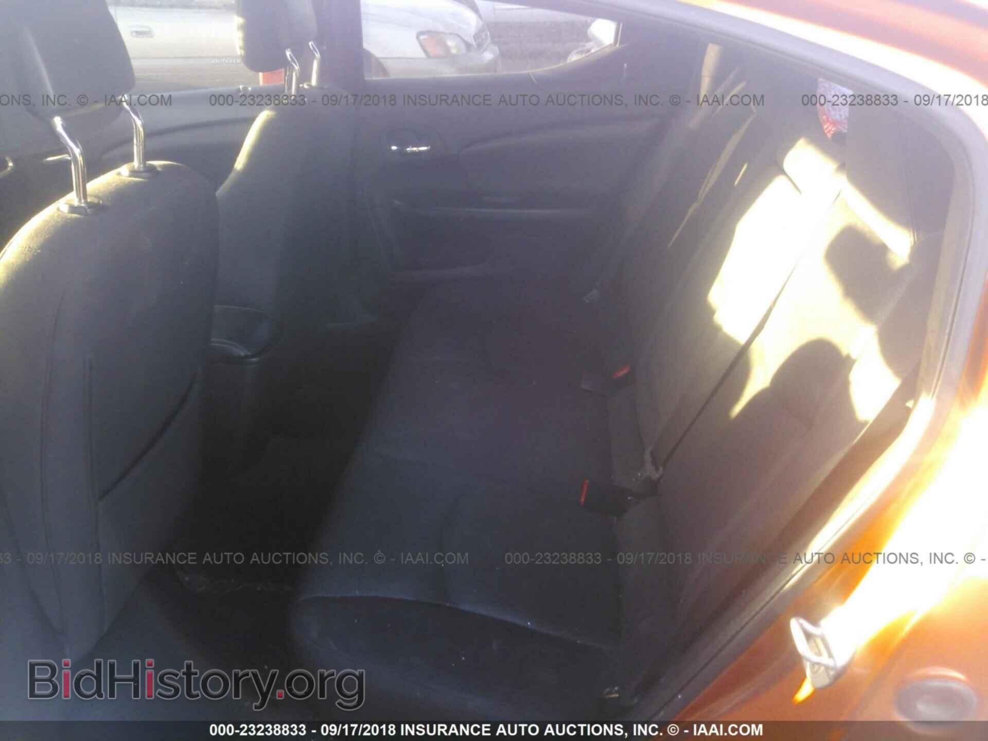 2011 DODGE AVENGER - VIN: 1B3BD4FB7BN592081 - Photo 8