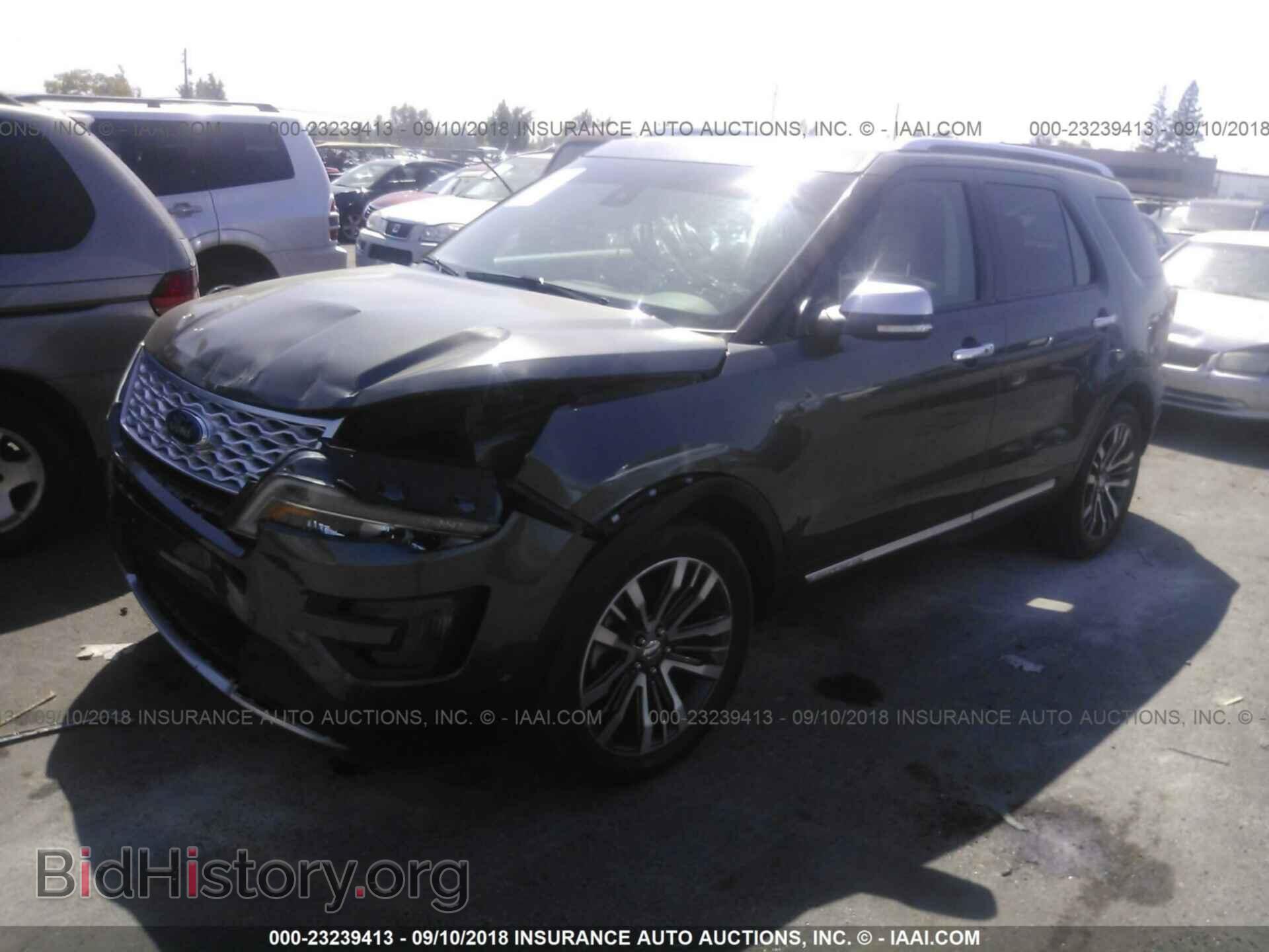 2016 Ford Explorer - VIN: 1FM5K8HT0GGB84379 - Photo 2