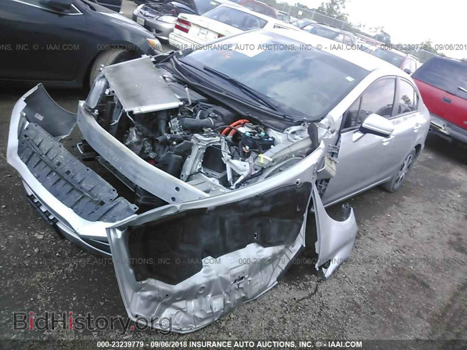2014 Honda Civic - VIN: 19XFB4F22EE001203 - Photo 2
