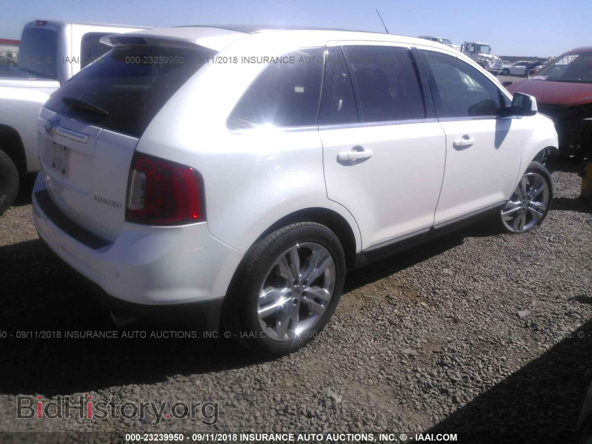 2011 Ford Edge - VIN: 2FMDK3KC5BBA61572 - Photo 4