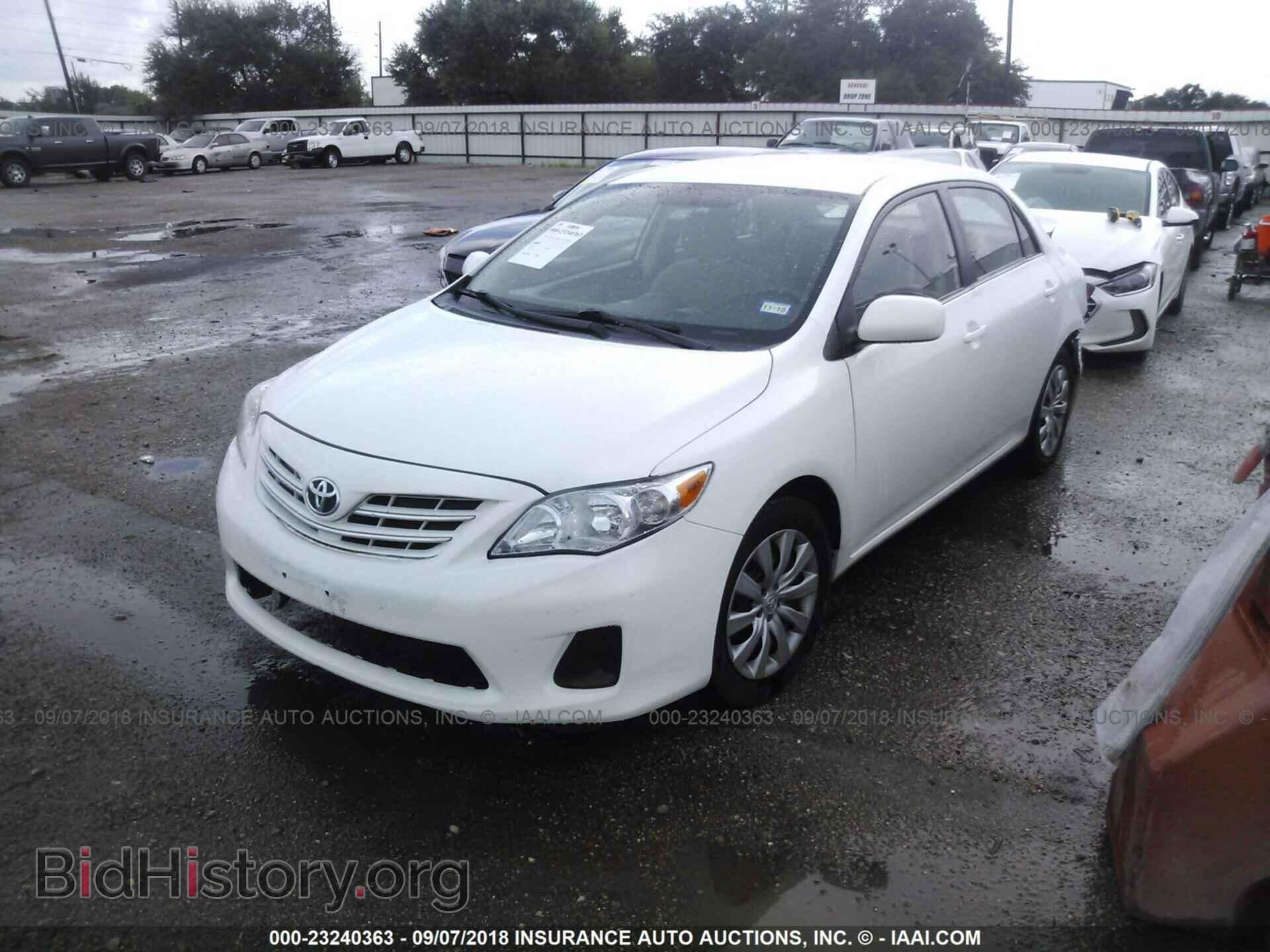 2013 Toyota Corolla - VIN: 5YFBU4EE2DP210202 - Photo 2