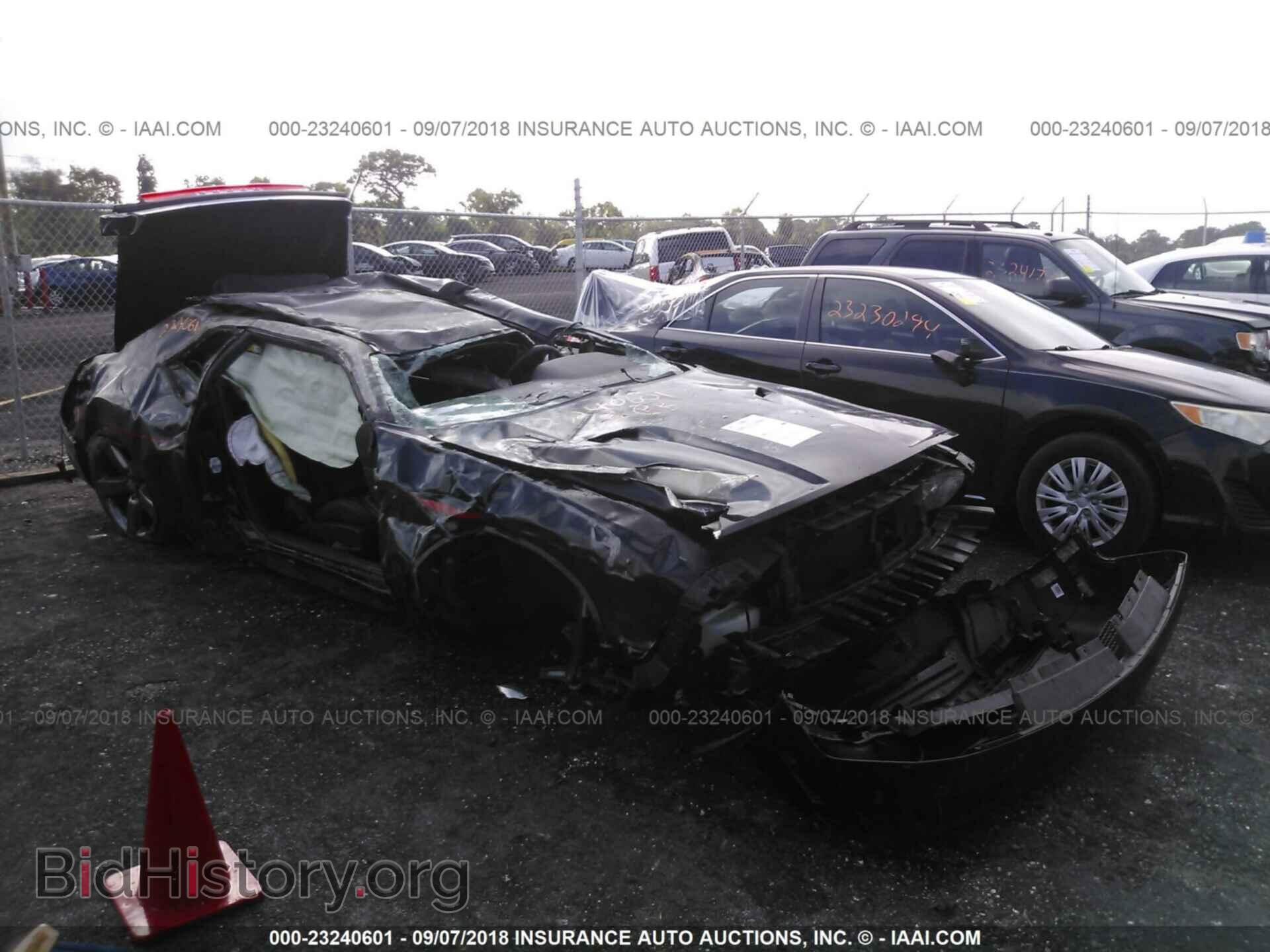 Photo 2C3CDYBT9EH251680 - Dodge Challenger 2014