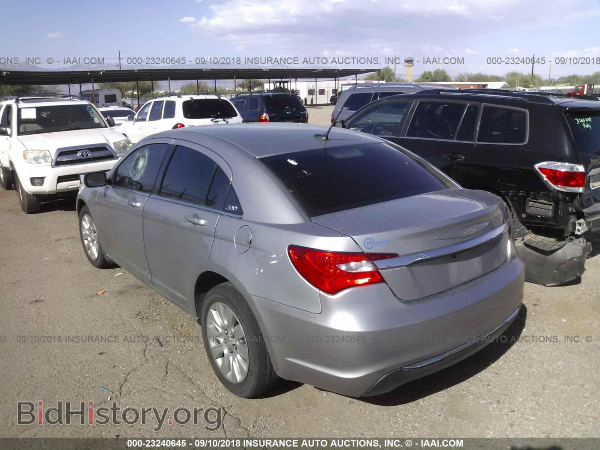 2014 CHRYSLER 200 - VIN: 1C3CCBAB3EN122298 - Фото 3