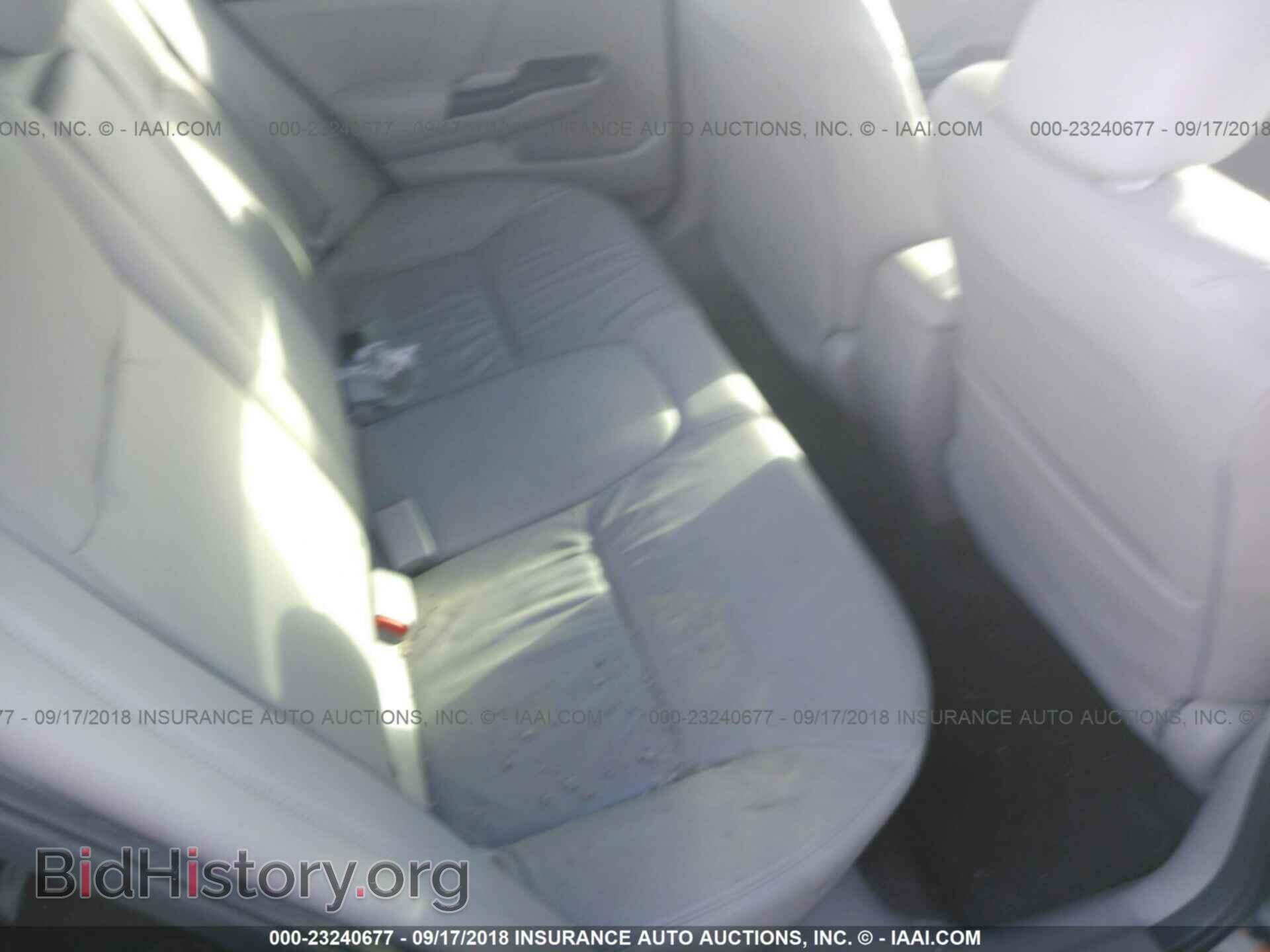2012 Honda Civic - VIN: 19XFB2F92CE000051 - Photo 8