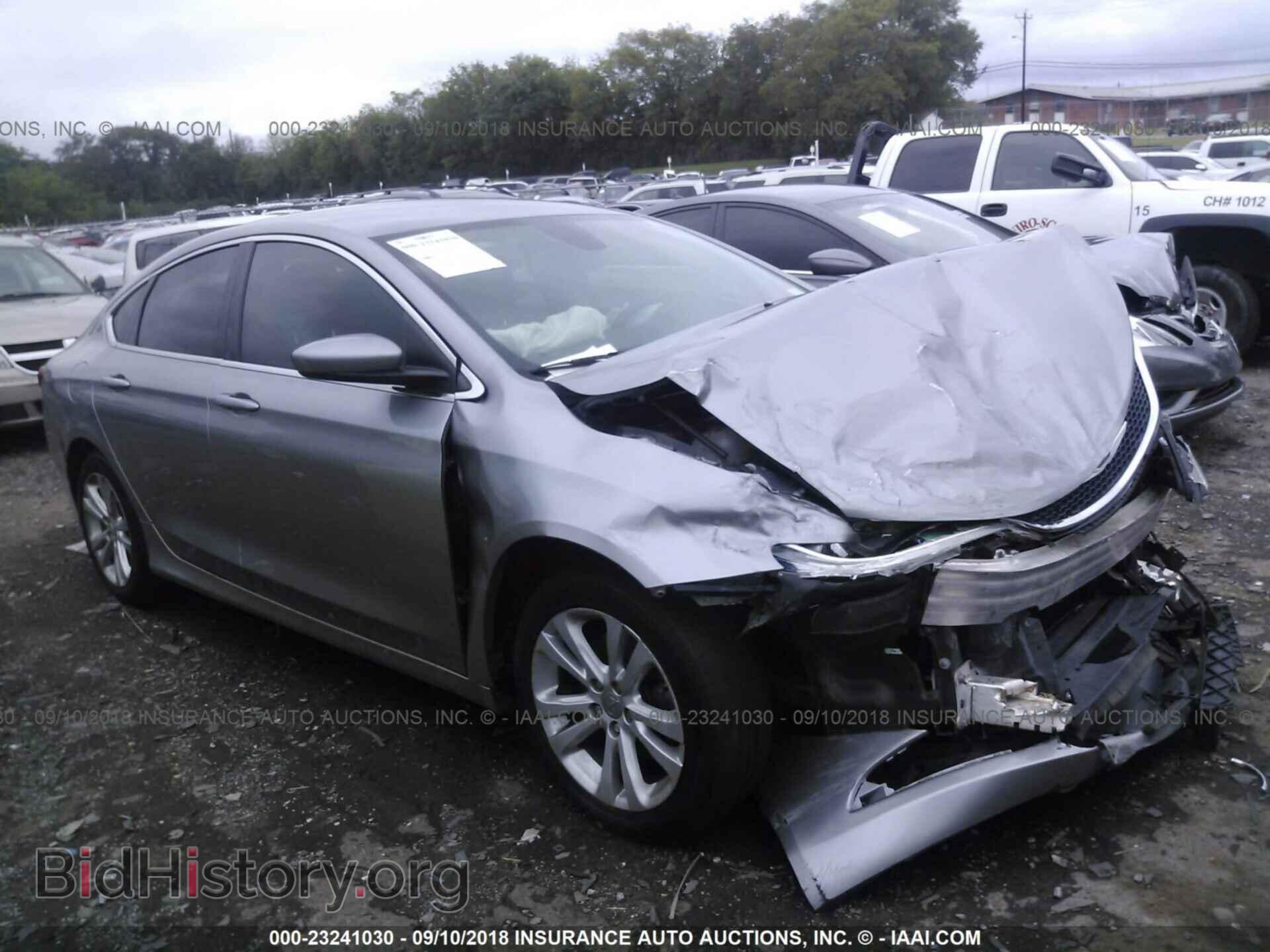 Photo 1C3CCCAB1FN535019 - Chrysler 200 2015